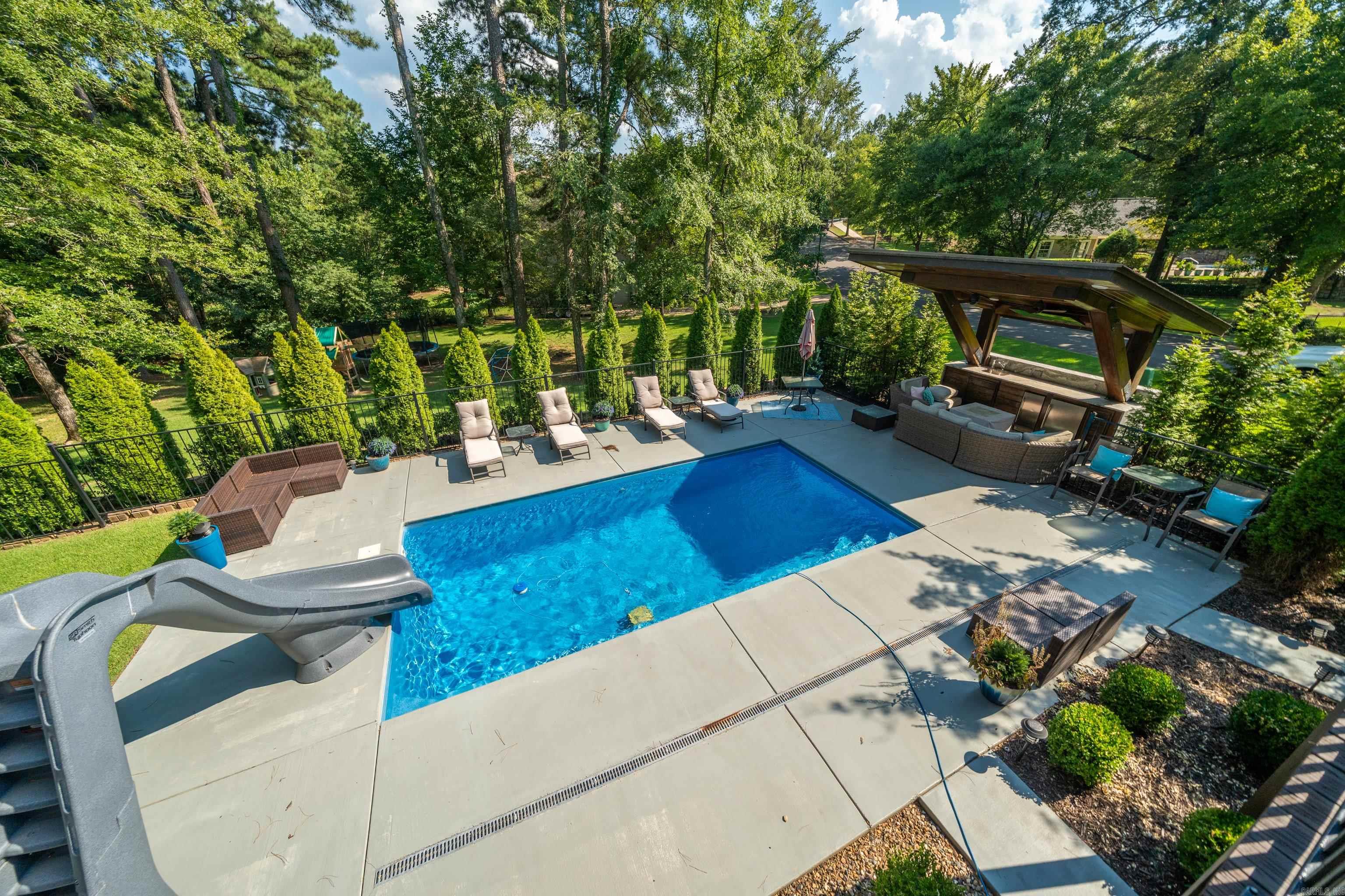 LOTUS VALLEY - Residential