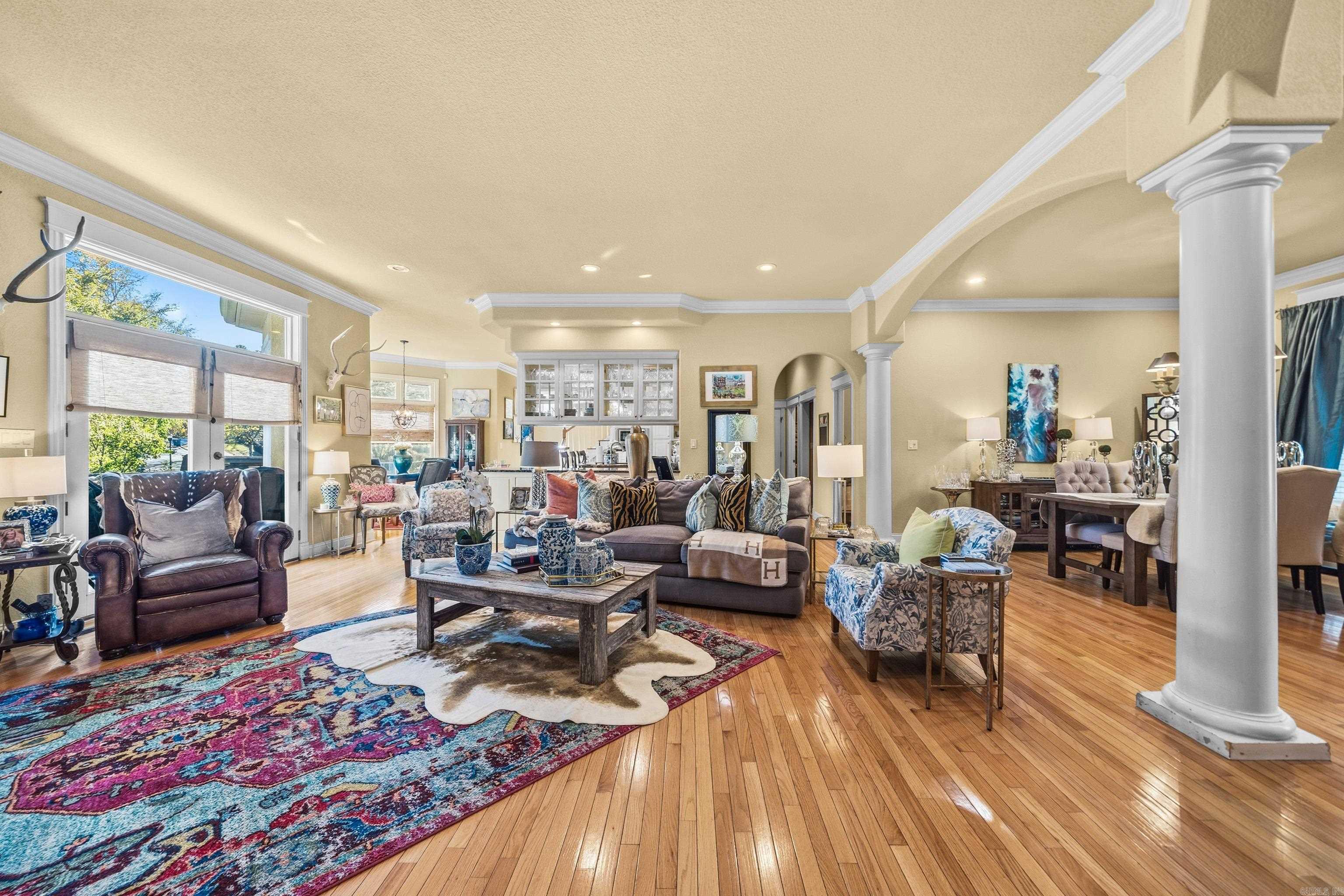 LOTUS VALLEY - Residential