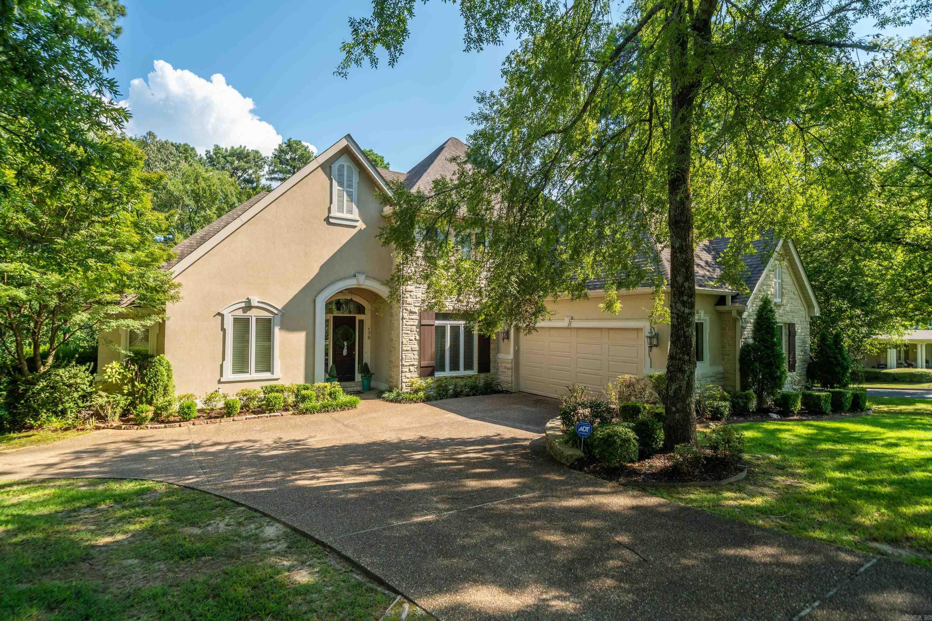 LOTUS VALLEY - Residential