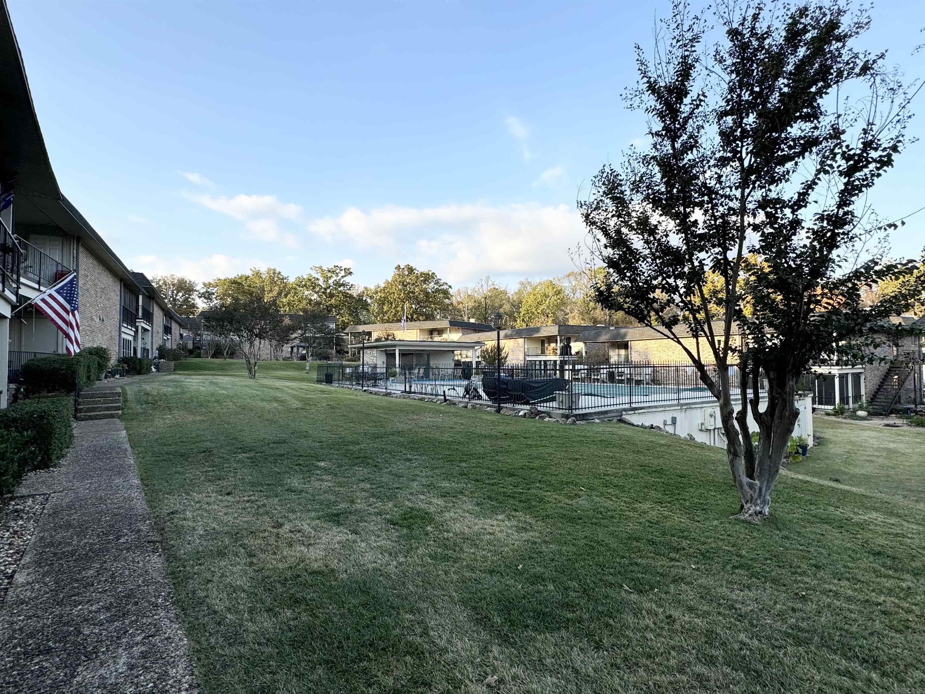 Montague Gardens - Residential