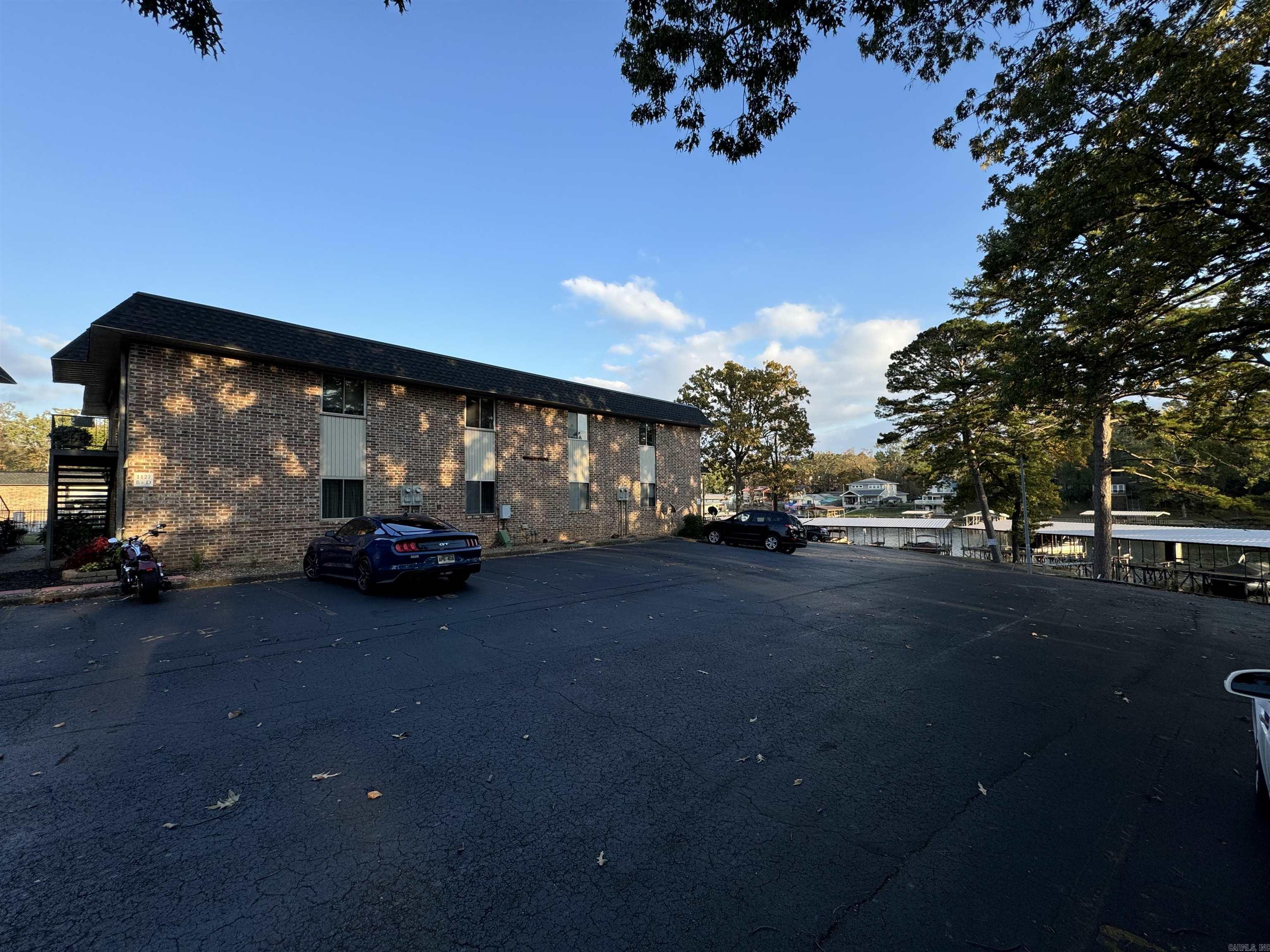 Montague Gardens - Residential