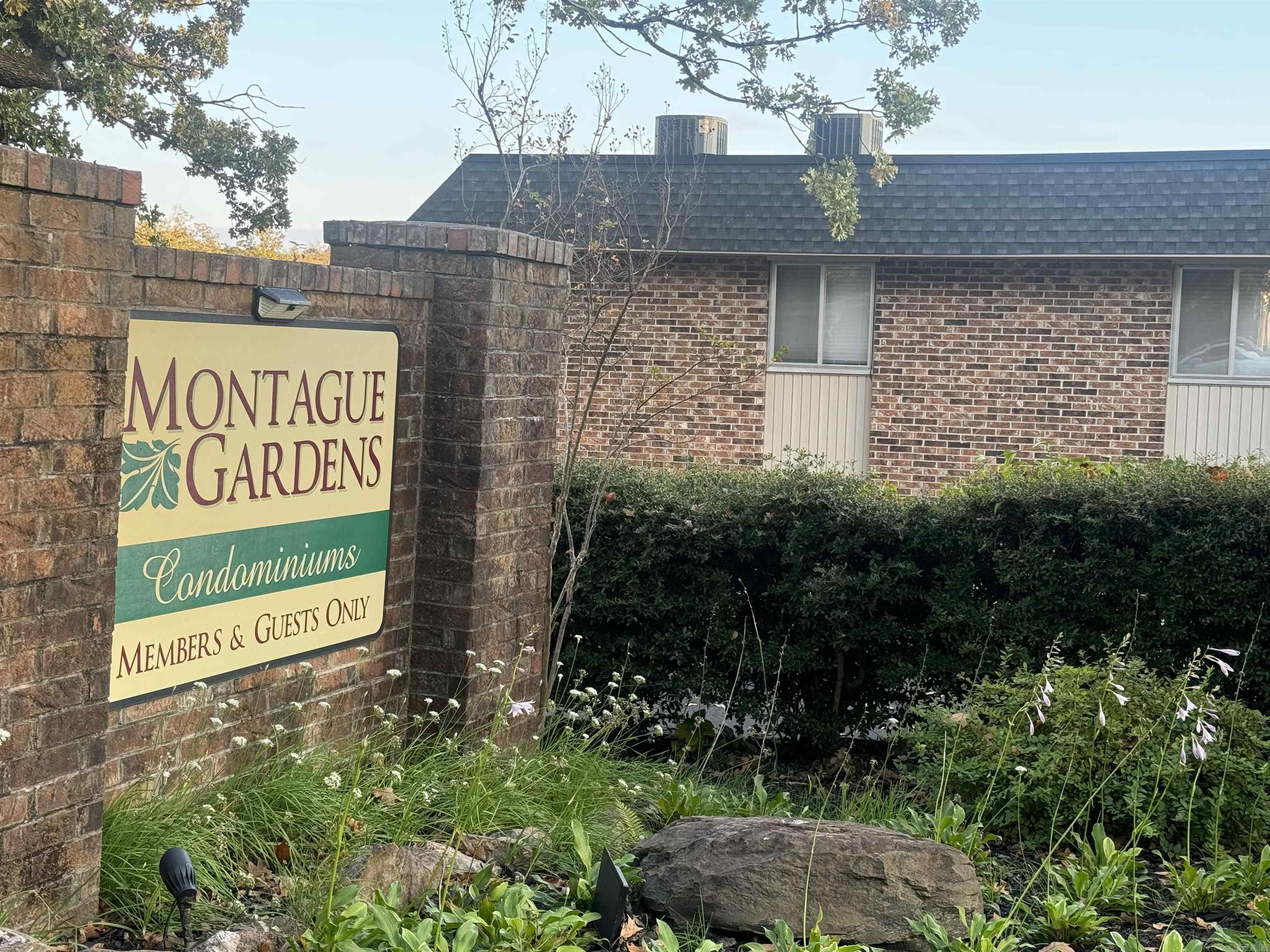 Montague Gardens - Residential