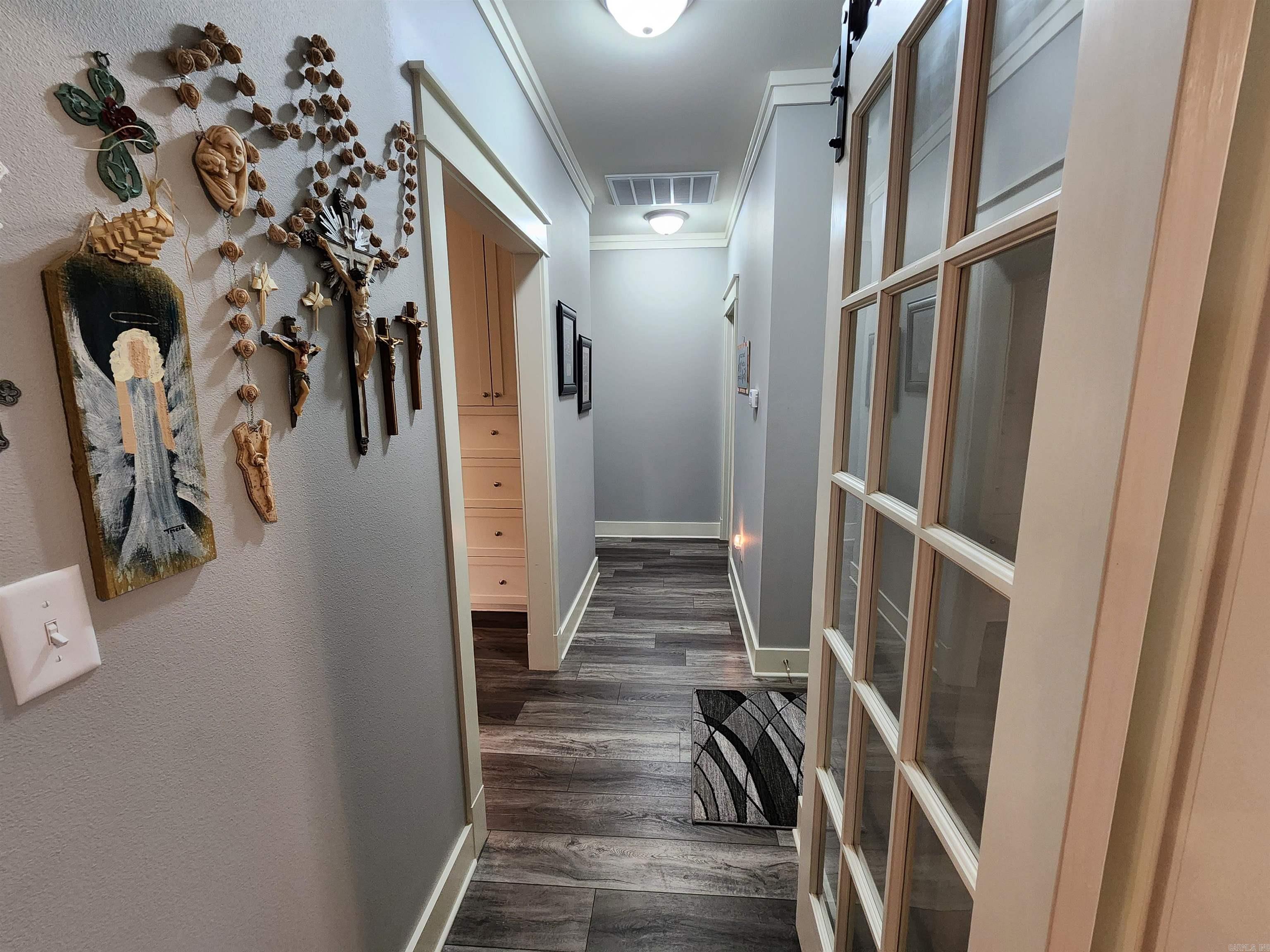 LAUREL COURT SUBDIVISION - Residential