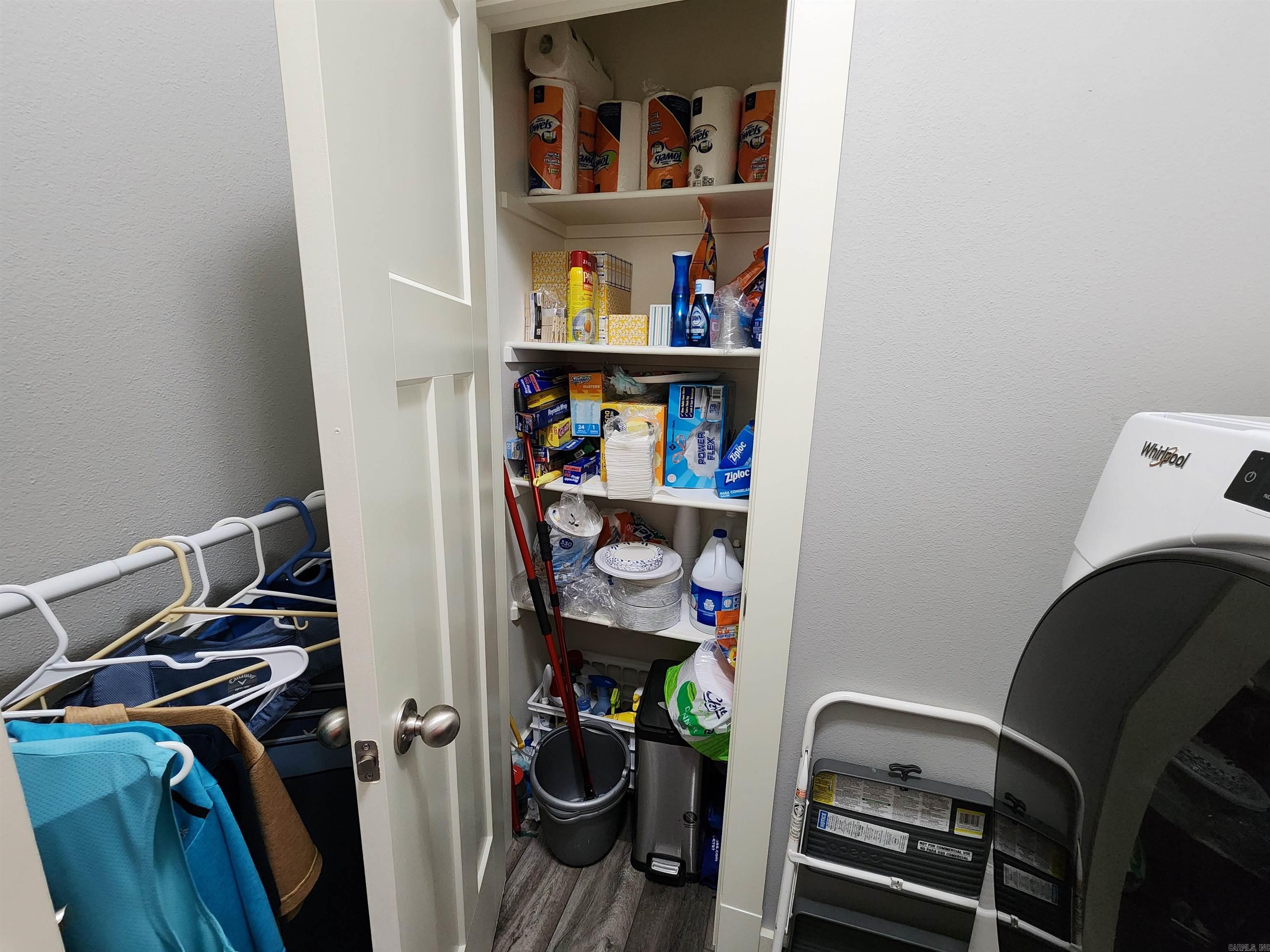 LAUREL COURT SUBDIVISION - Residential