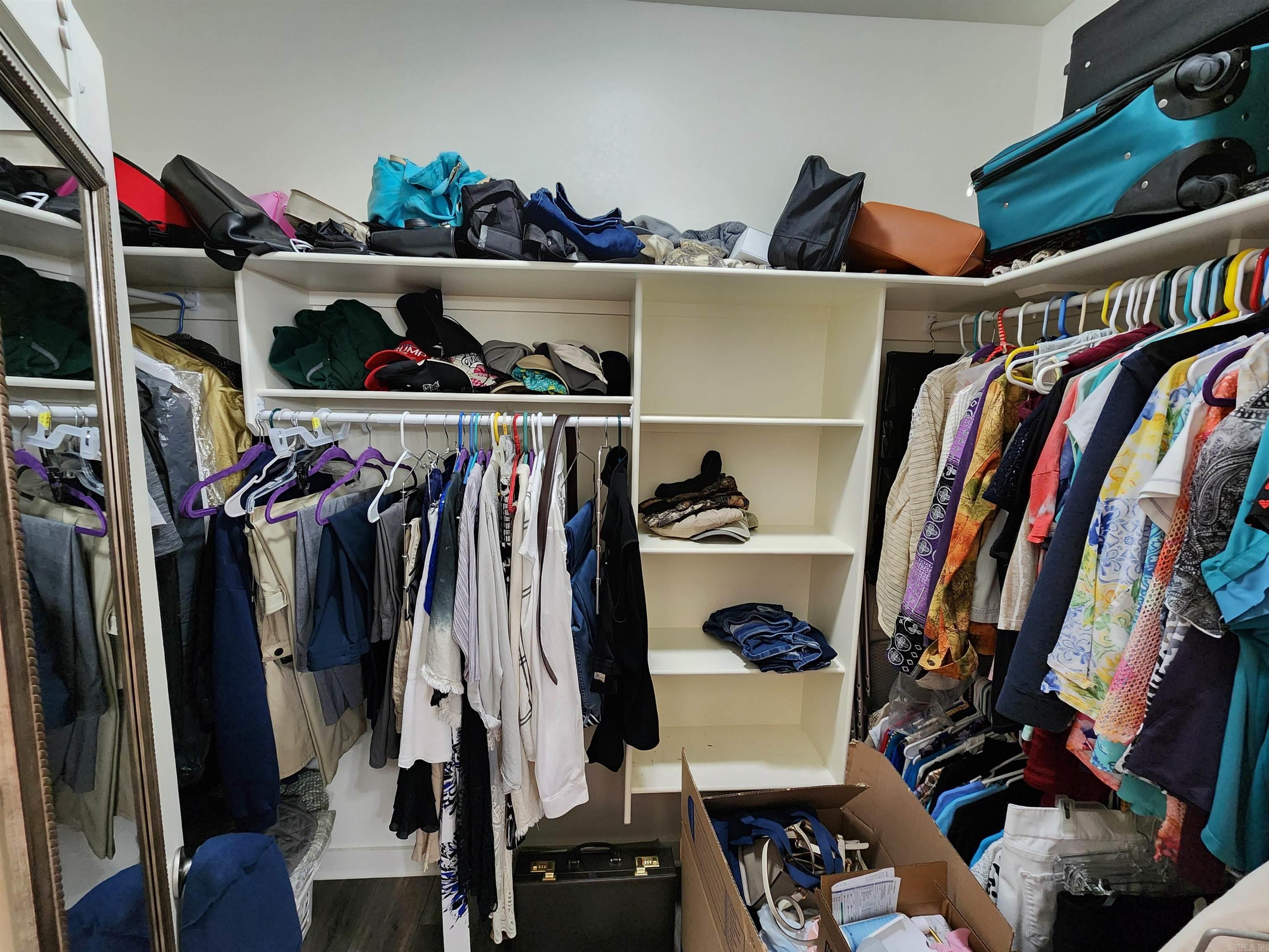 LAUREL COURT SUBDIVISION - Residential