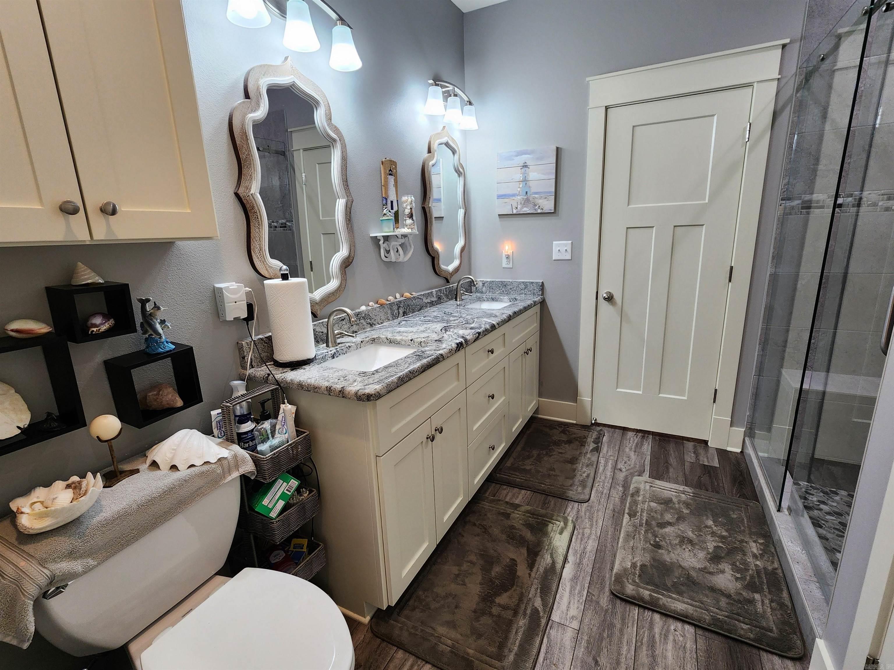 LAUREL COURT SUBDIVISION - Residential