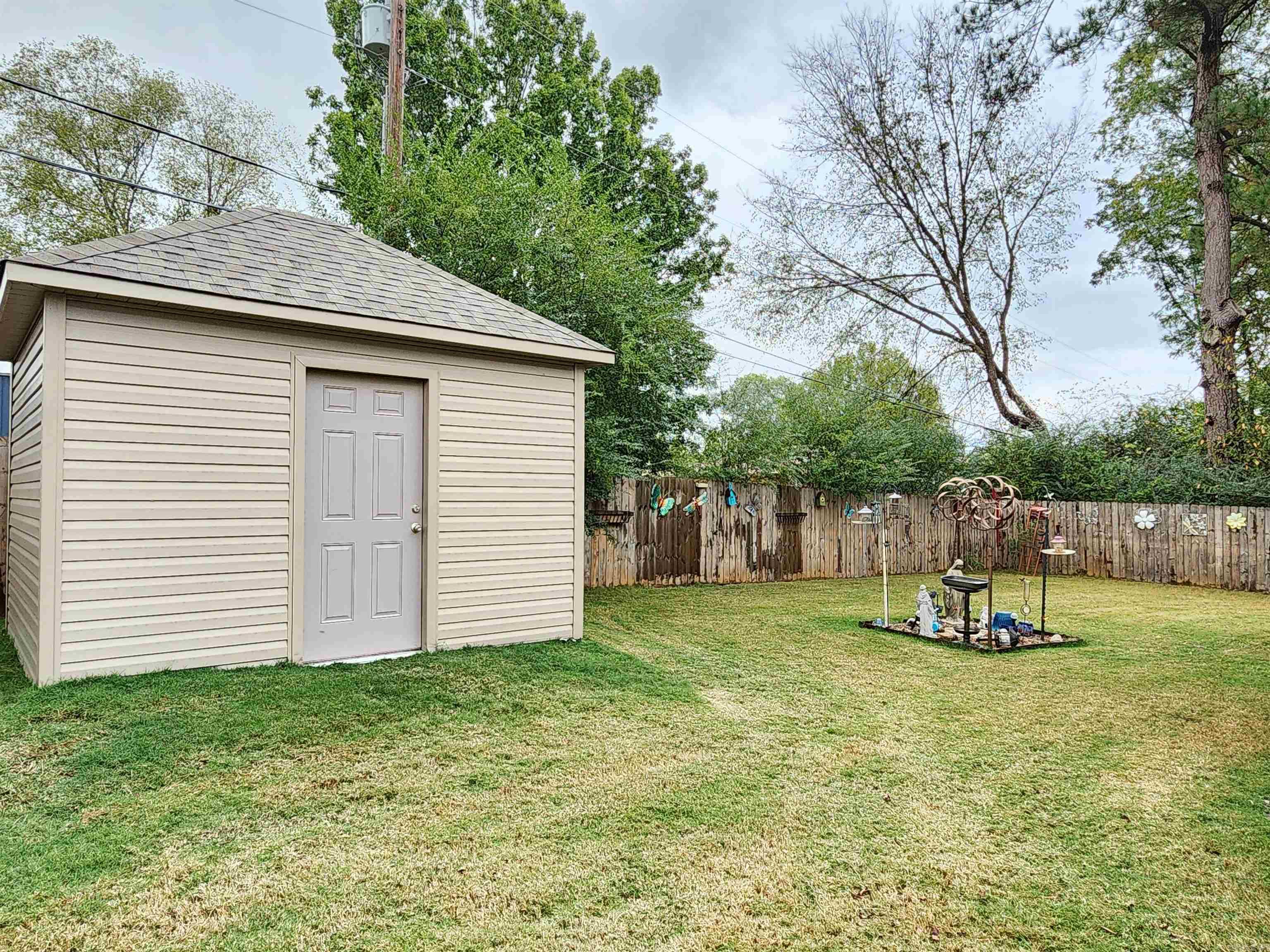 LAUREL COURT SUBDIVISION - Residential