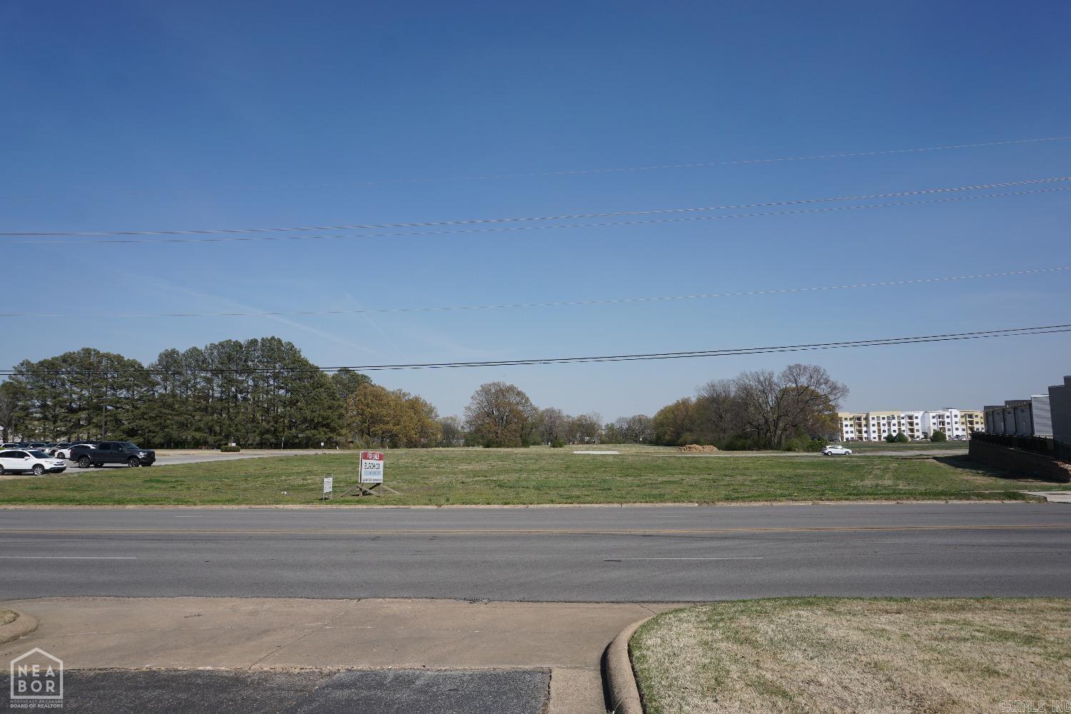 This is a wonderful opportunity in the middle of a high traffic area of Jonesboro. This property features just over an acre of prime land. It located in front of the development of the upcoming Hyatt Convention Center, making it the ideal location for your business. The lot is level and ready to build on. With this prime location your business will be booming with customers. This is the perfect investment opportunity you have been looking for.