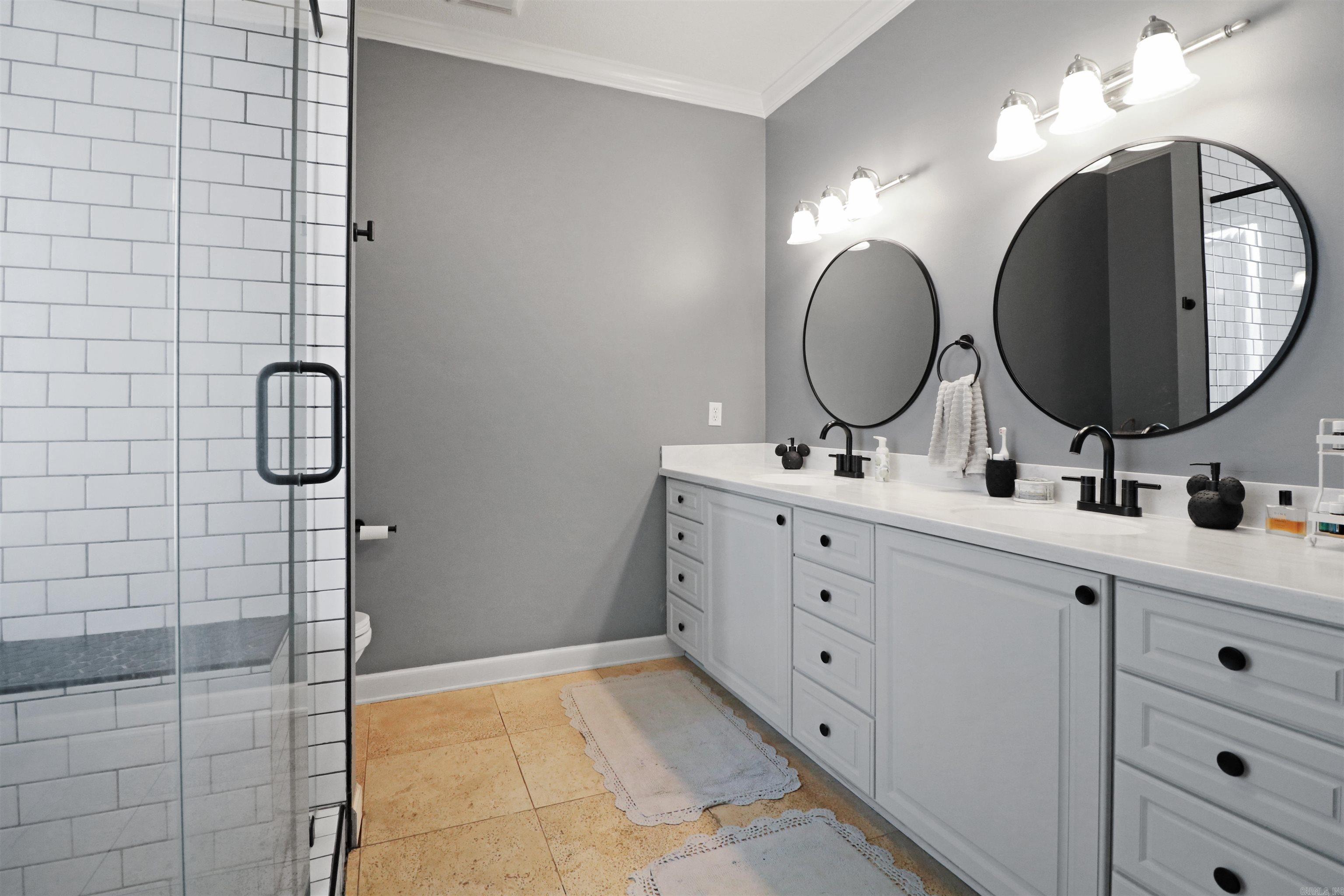 NORTH POINTE ESTATES - Residential