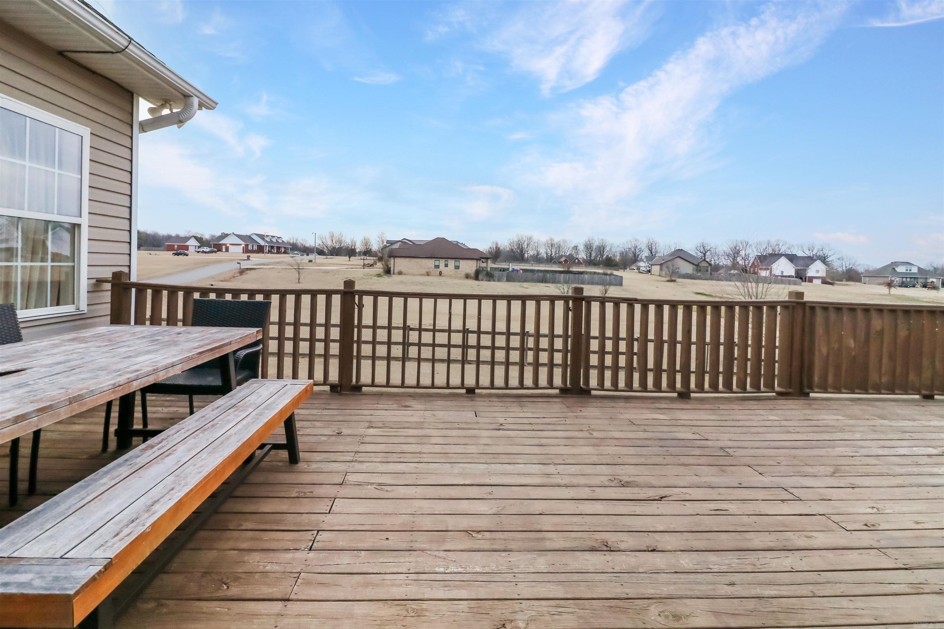 NORTH POINTE ESTATES - Residential