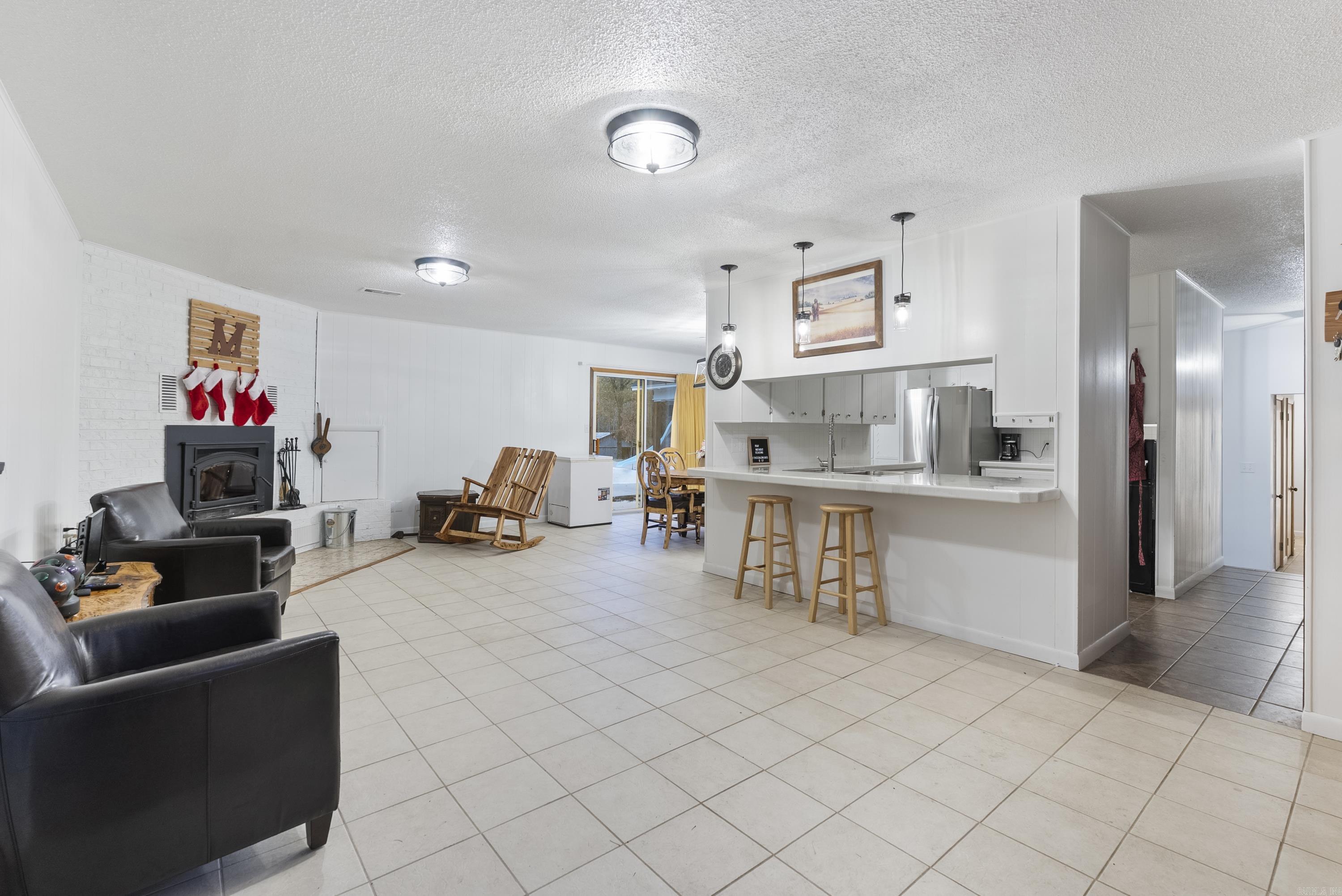 PINE TREE ACRES - Residential