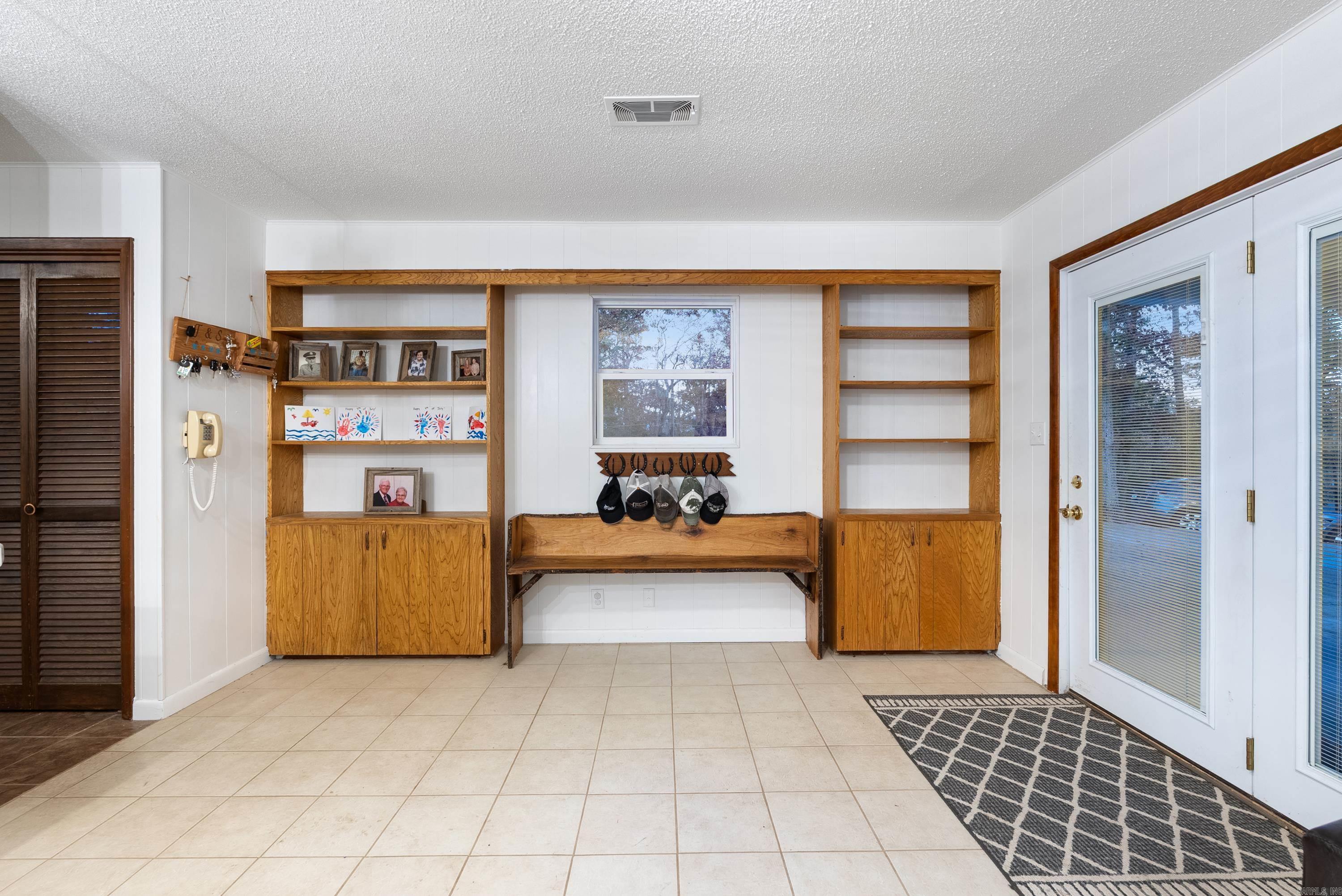 PINE TREE ACRES - Residential