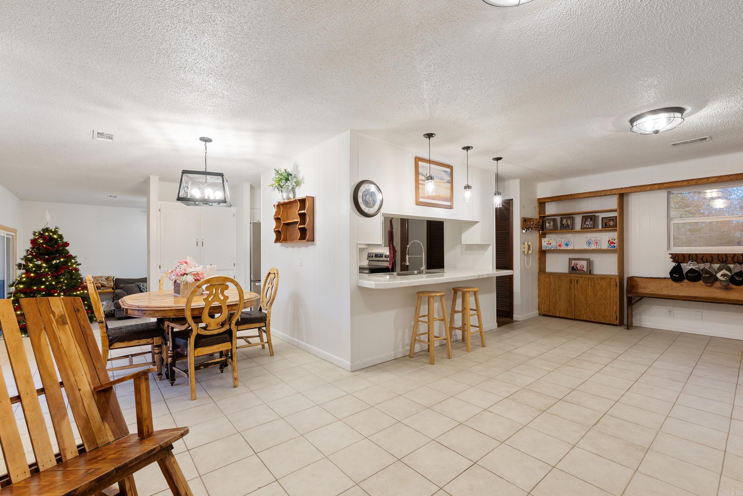 PINE TREE ACRES - Residential