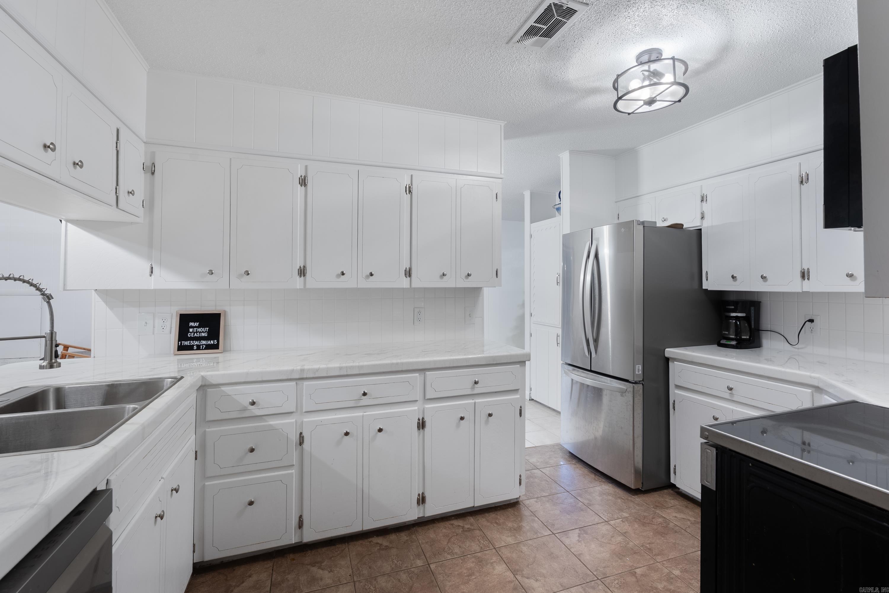 PINE TREE ACRES - Residential