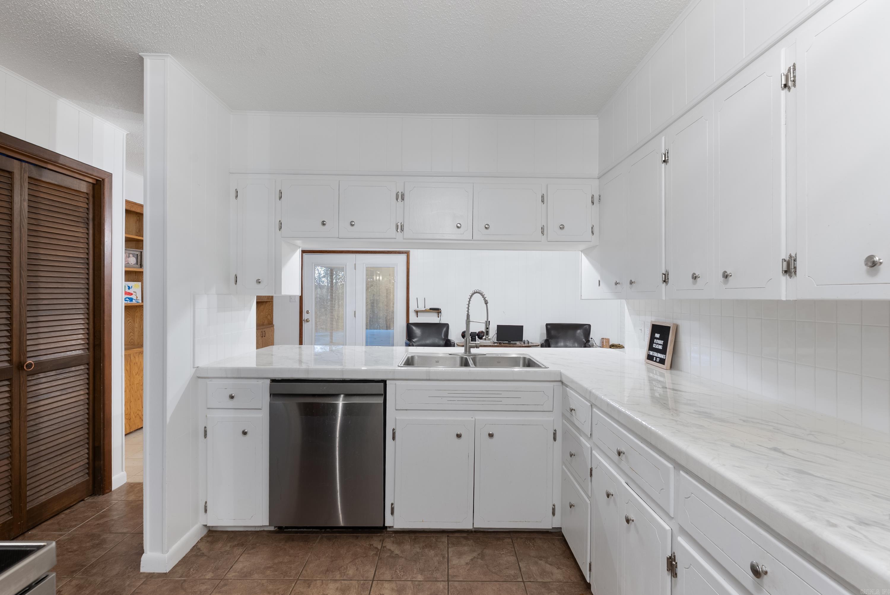 PINE TREE ACRES - Residential