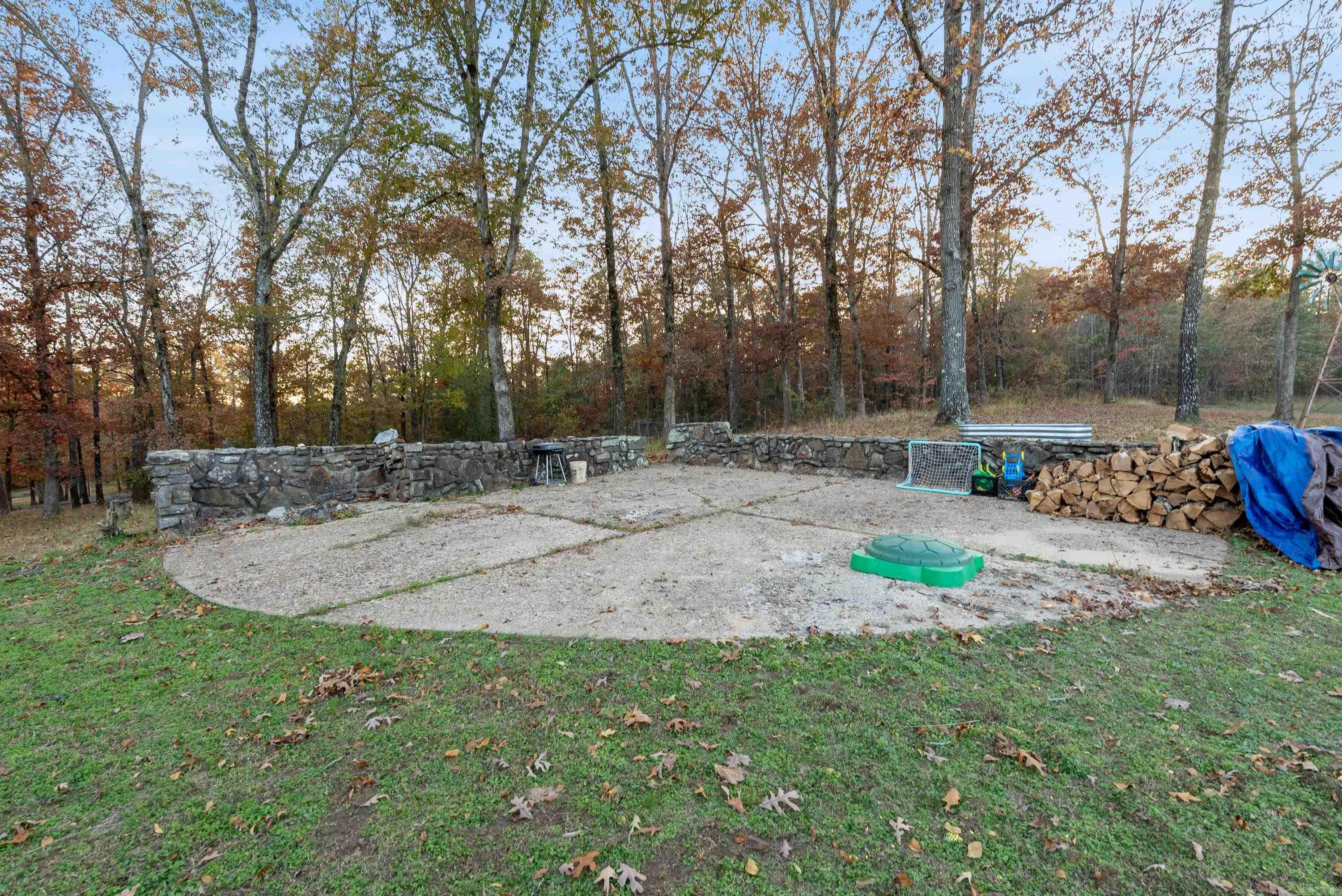 PINE TREE ACRES - Residential