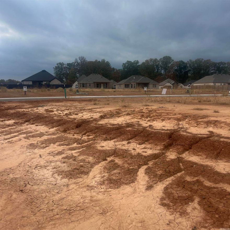 BRAND NEW Phase in Country Club of Arkansas - THE QUARTERS Phase XXIV-C! Come build your dream home on this beautiful level lot. John Wright Construction who is an exquiste builder will build to suit or you can choose from one of our custom home plans.