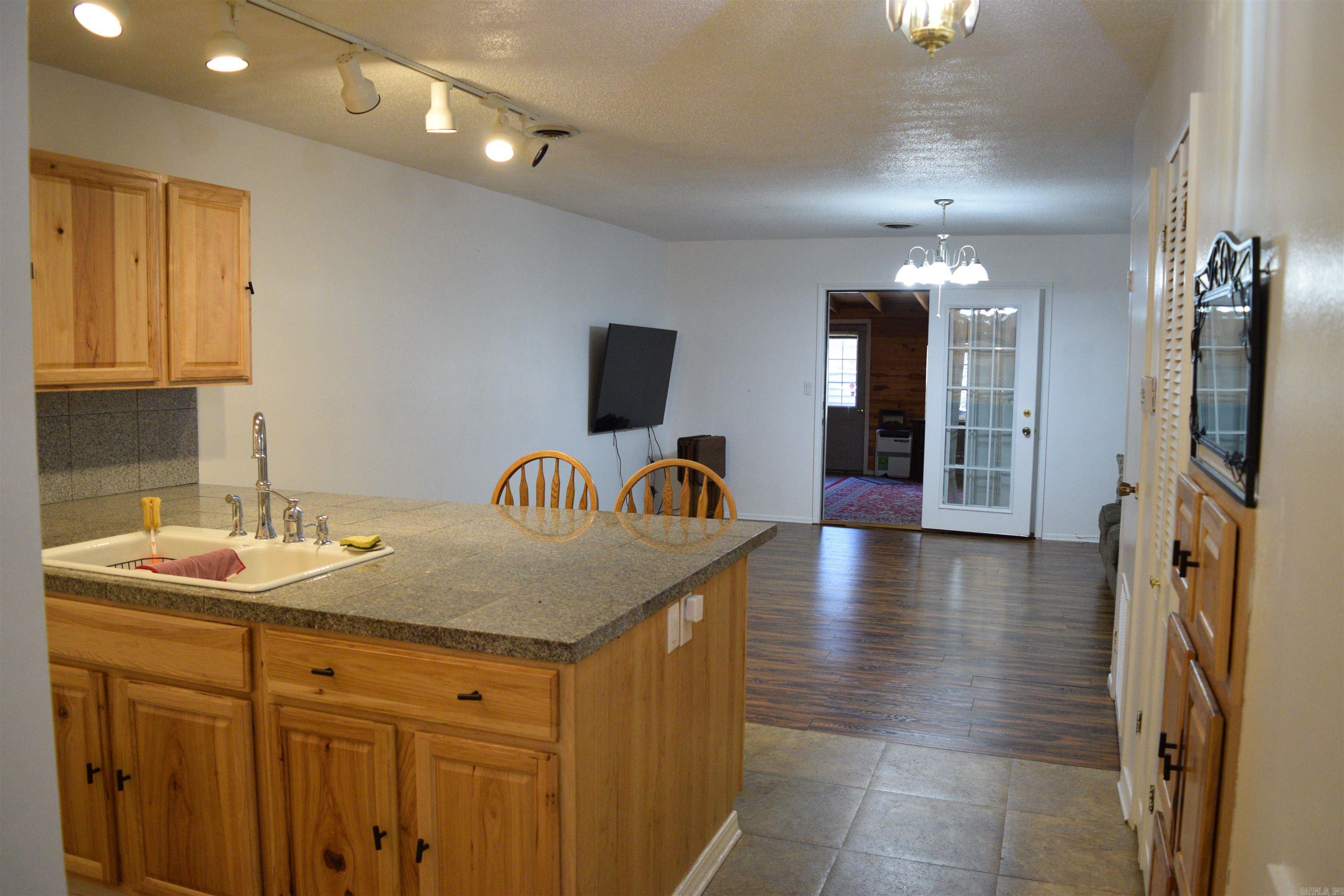 LAKEWOOD HILLS CONDO - Residential