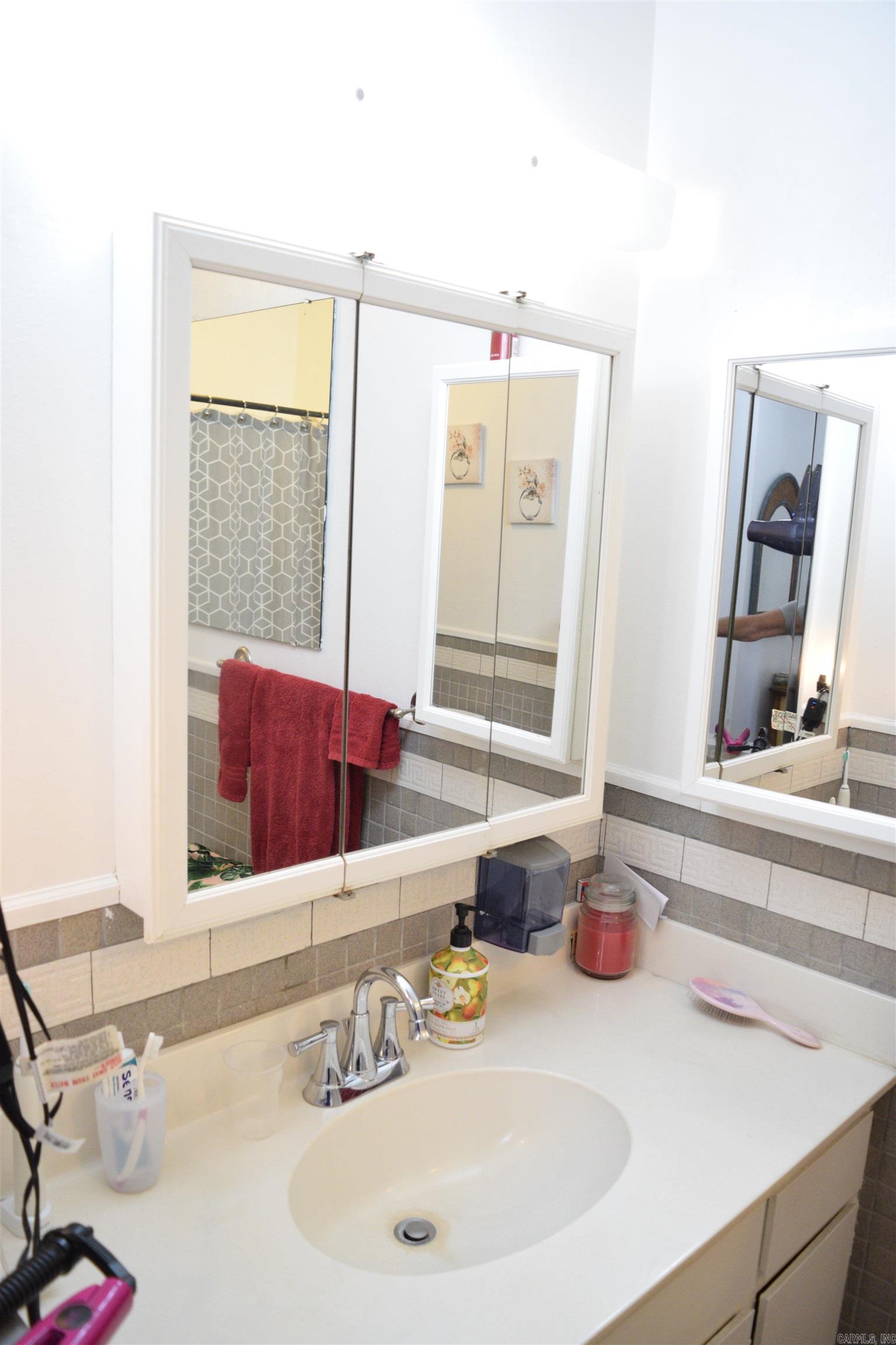 LAKEWOOD HILLS CONDO - Residential