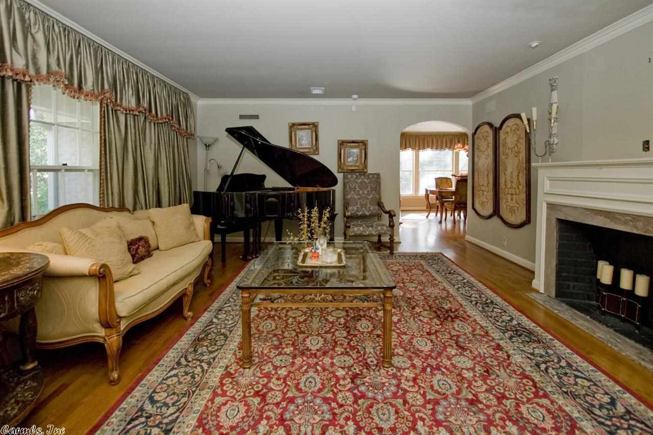 Pine Manor - Residential