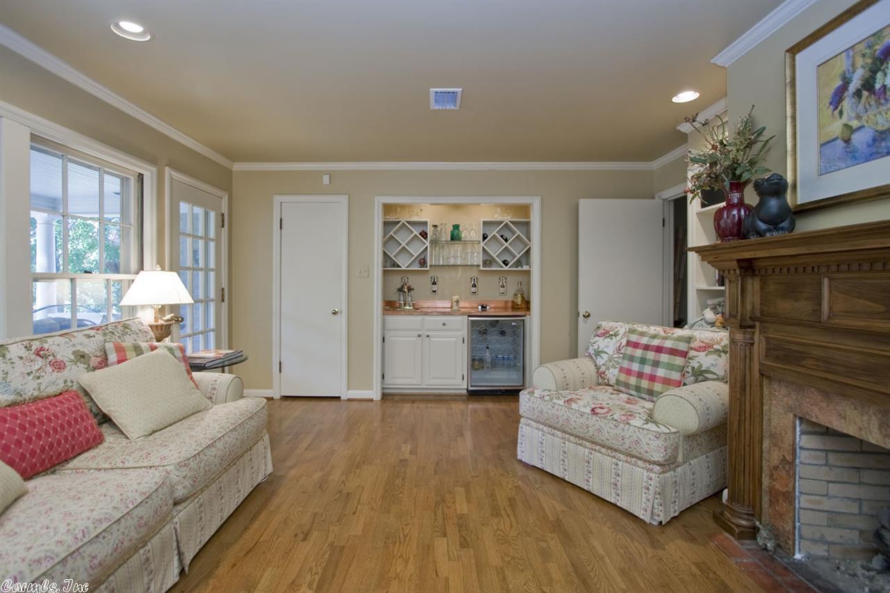 Pine Manor - Residential