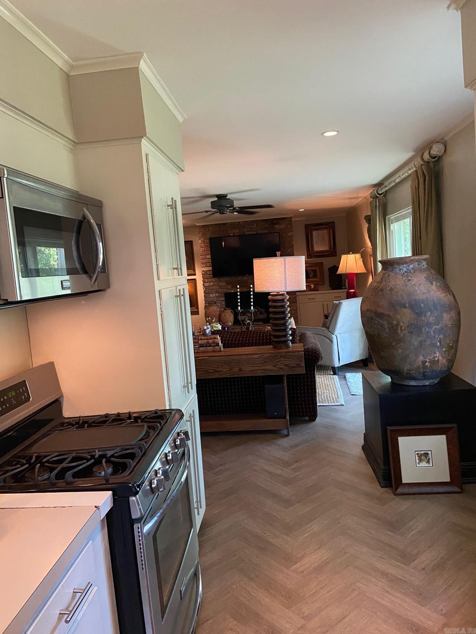 Leawood Heights - Residential