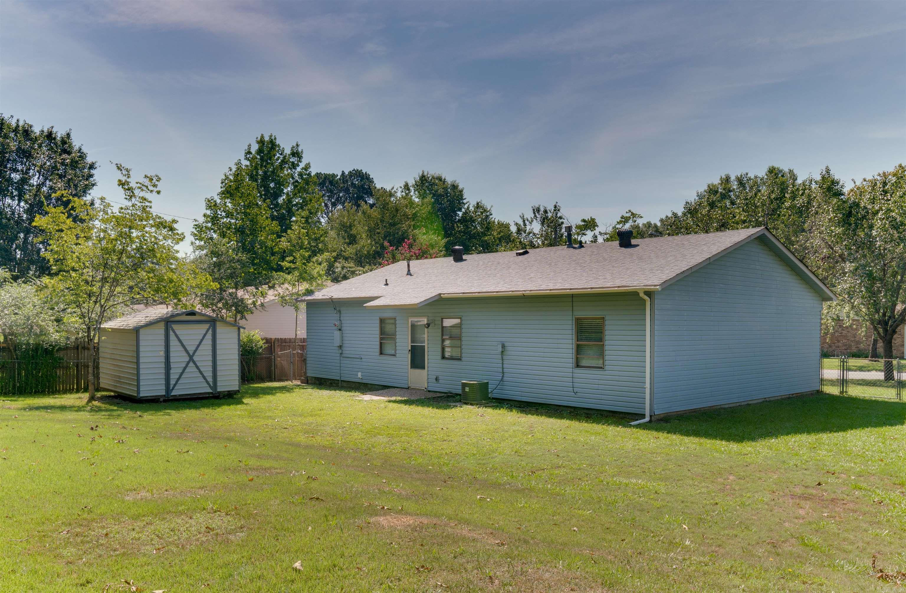 THE MEADOWS - Residential