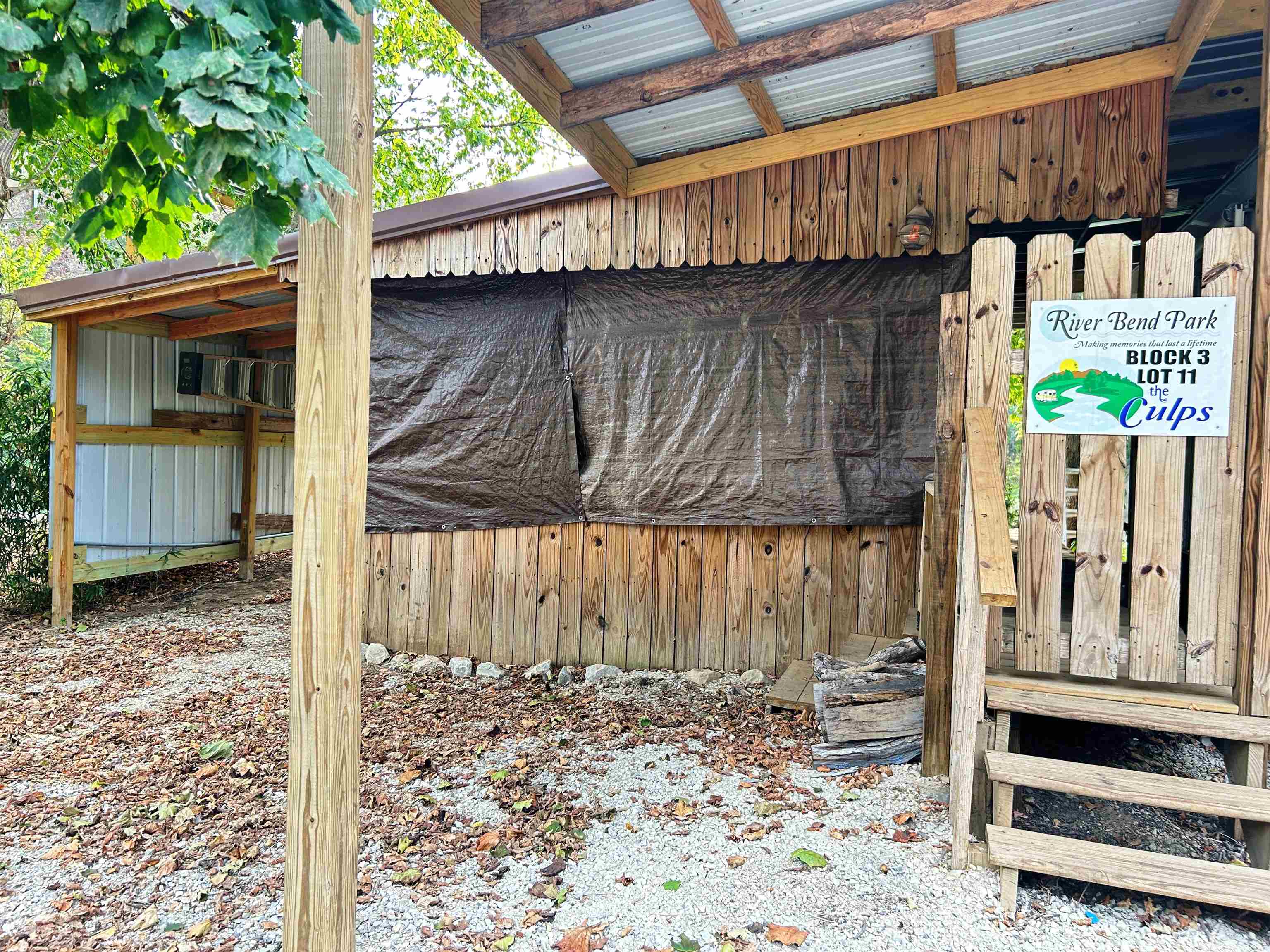 RIVERBEND CAMPER PARK - Land