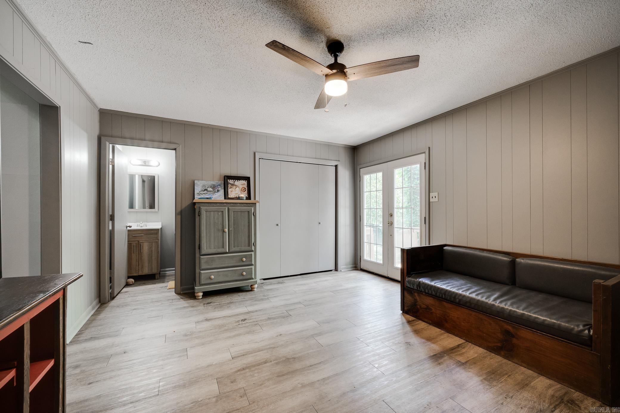 GREEN HILLS - Residential