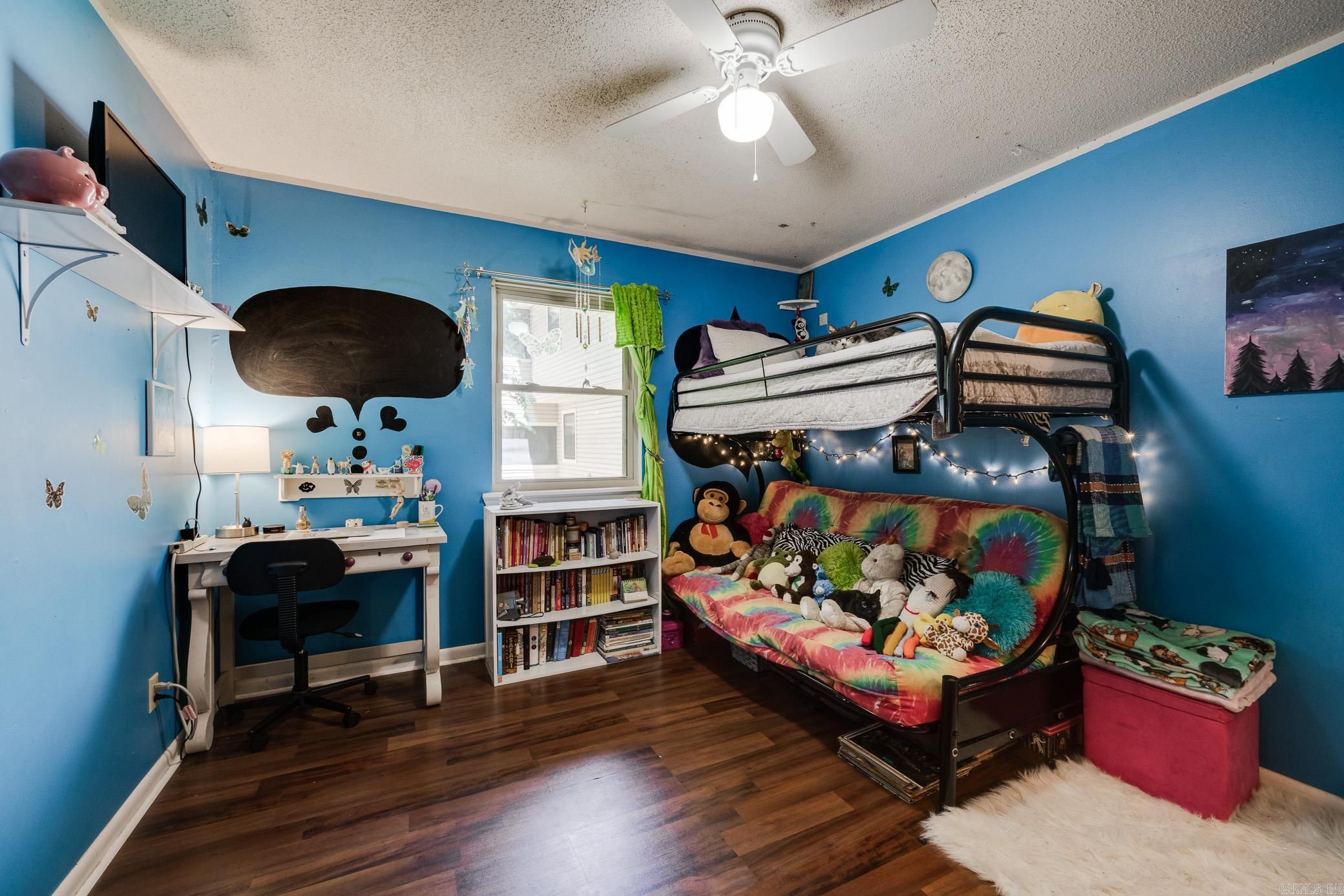 GREEN HILLS - Residential