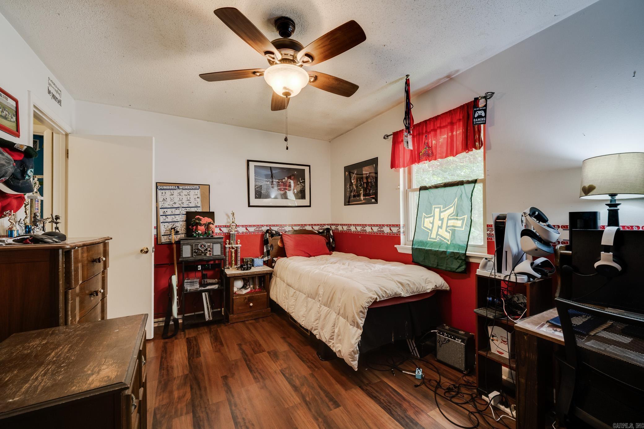 GREEN HILLS - Residential