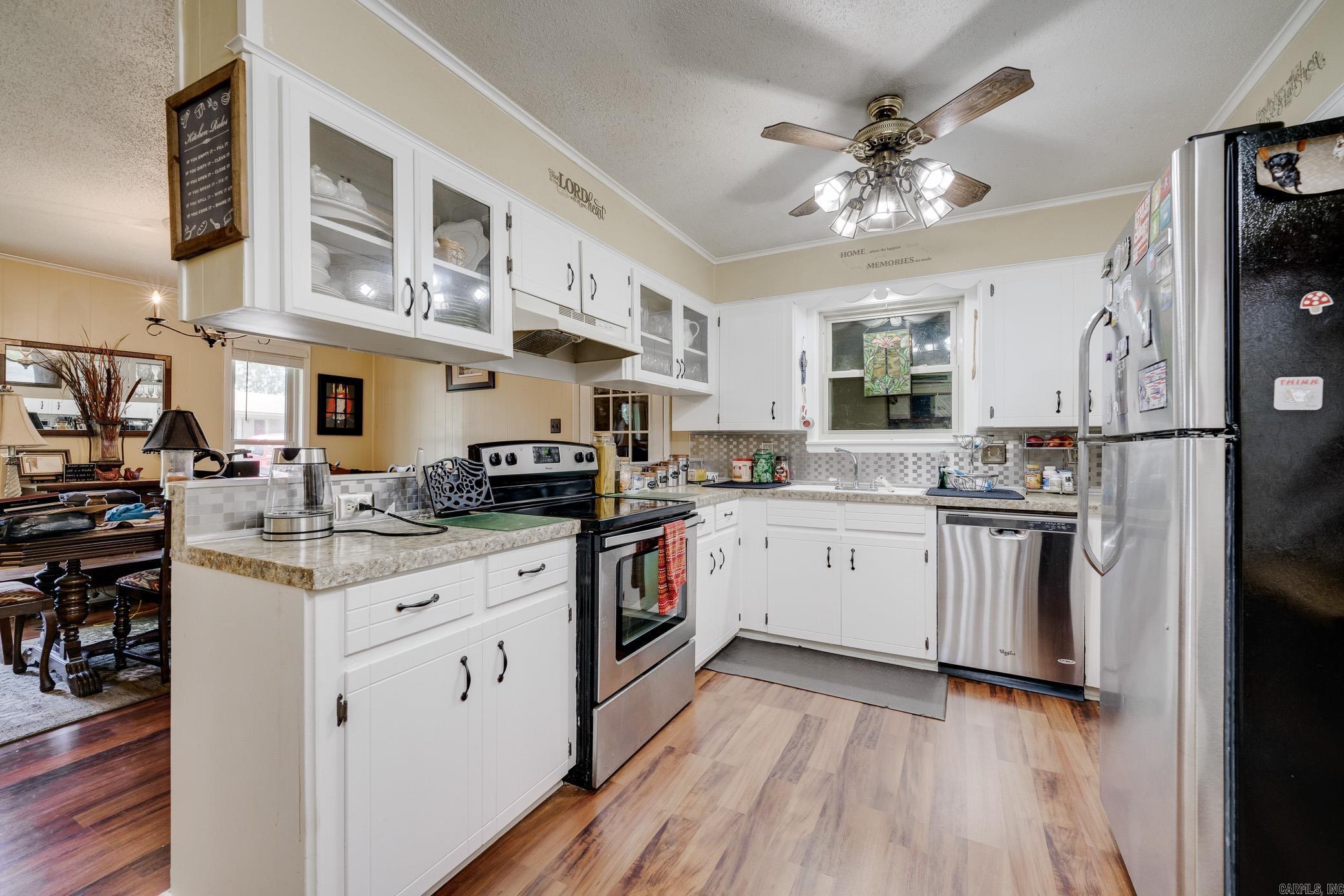 GREEN HILLS - Residential