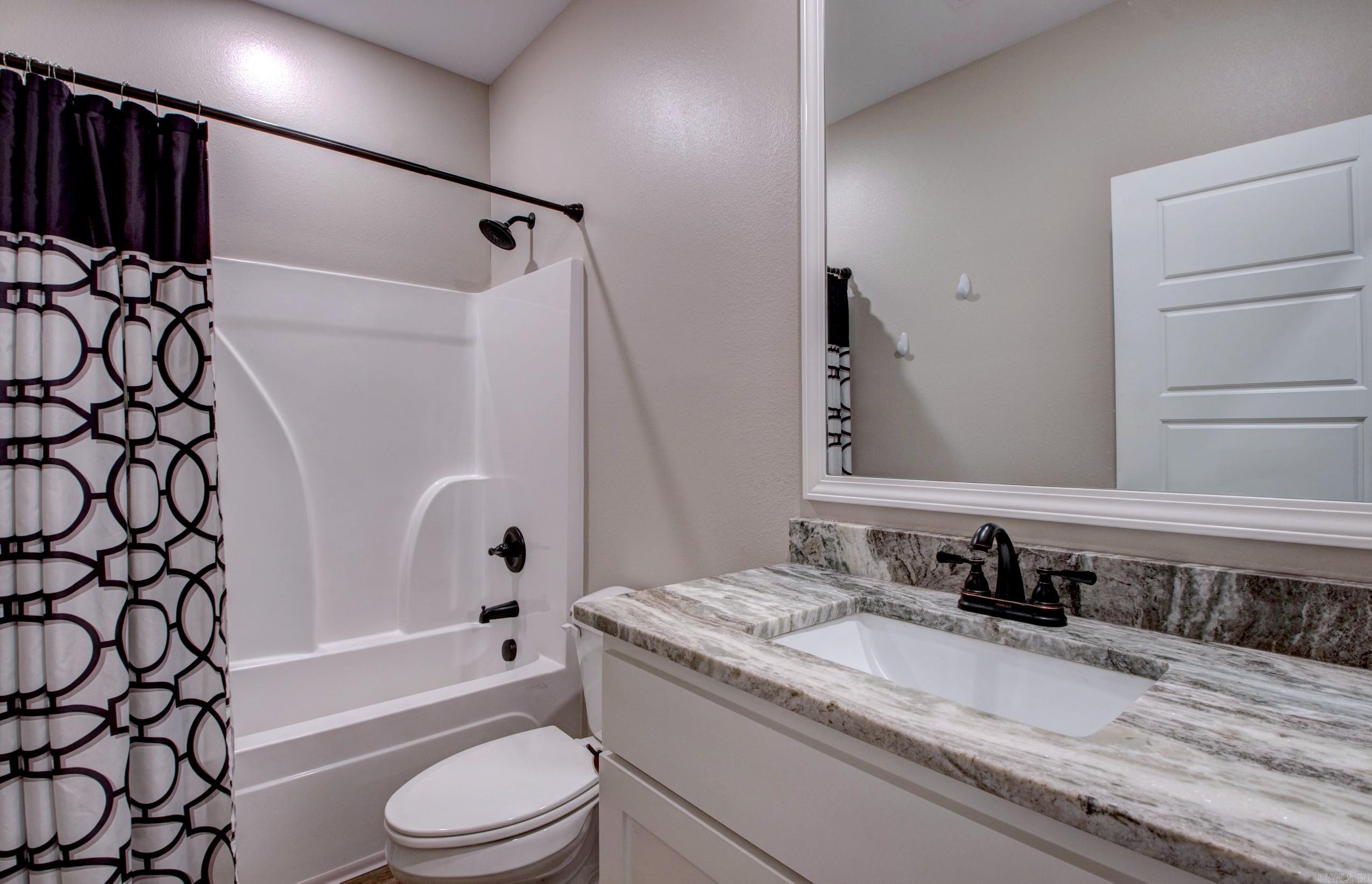 DIAMONDHEAD - Residential