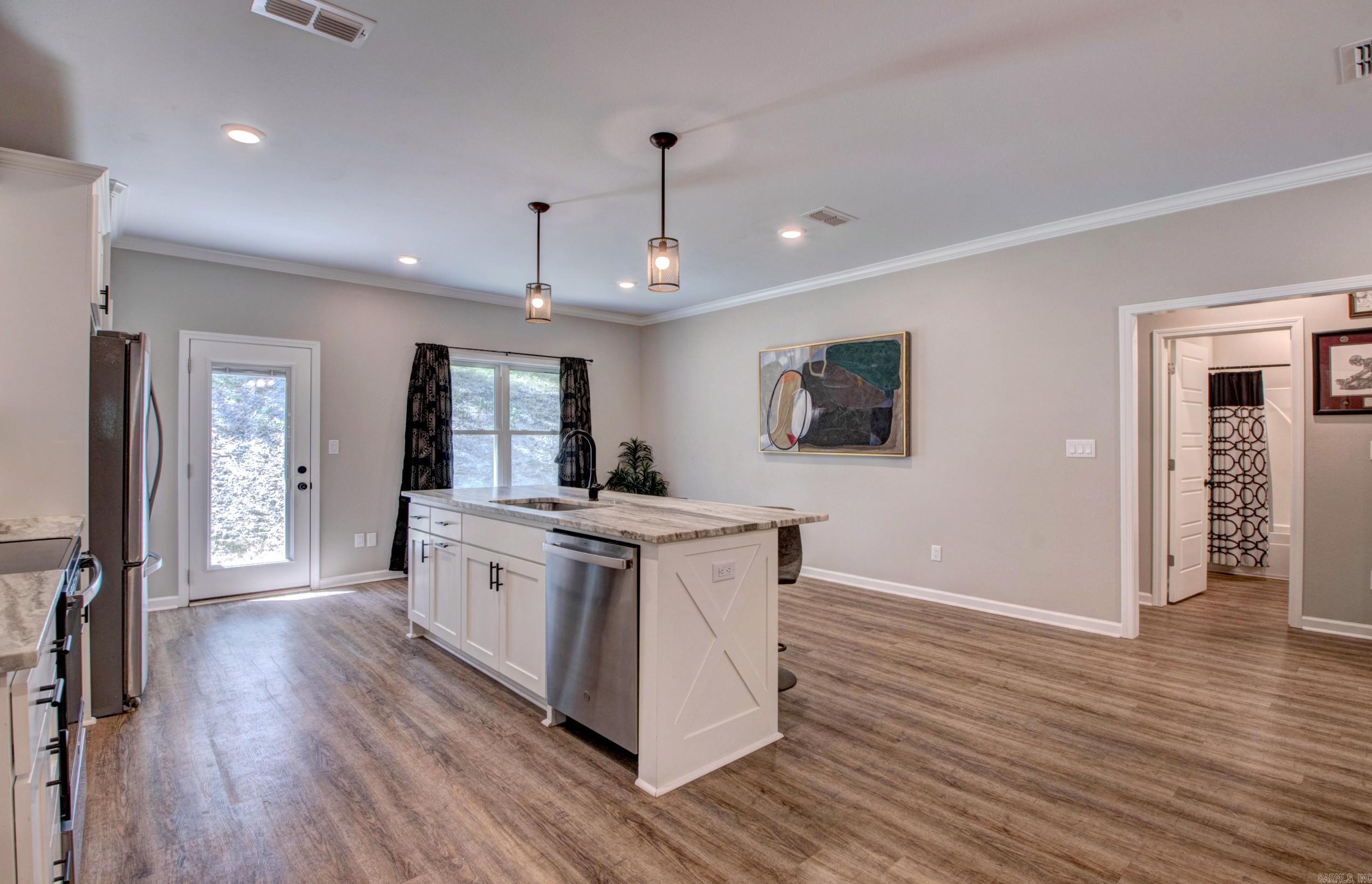 DIAMONDHEAD - Residential