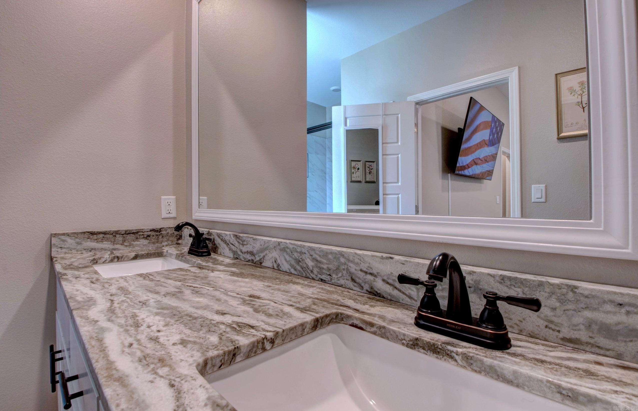 DIAMONDHEAD - Residential