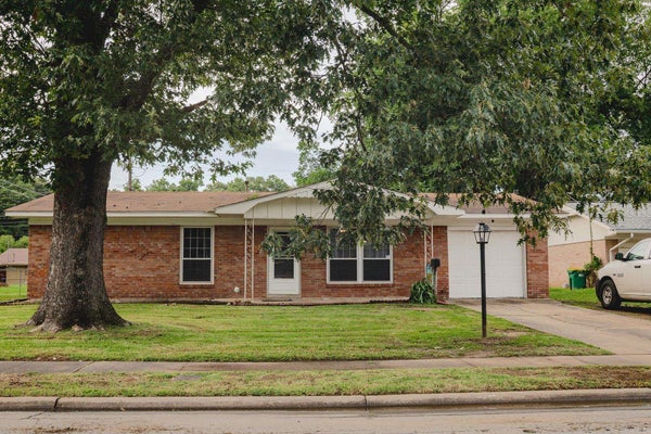 1803 S DAKOTA ST, PINE BLUFF, AR 71601 - Image 013a8d9b73aed18346437abb2b429ad3/3348054308