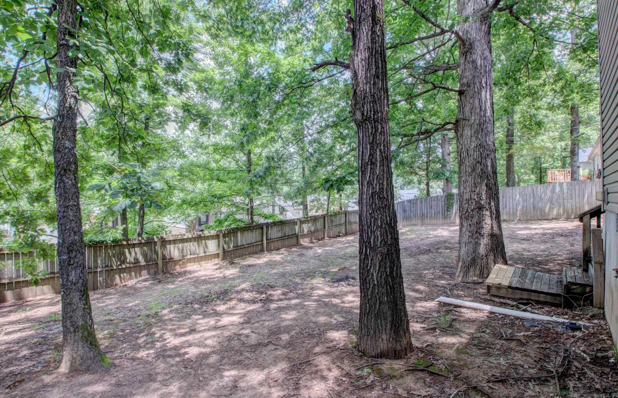 WESTHAMPTON - Residential