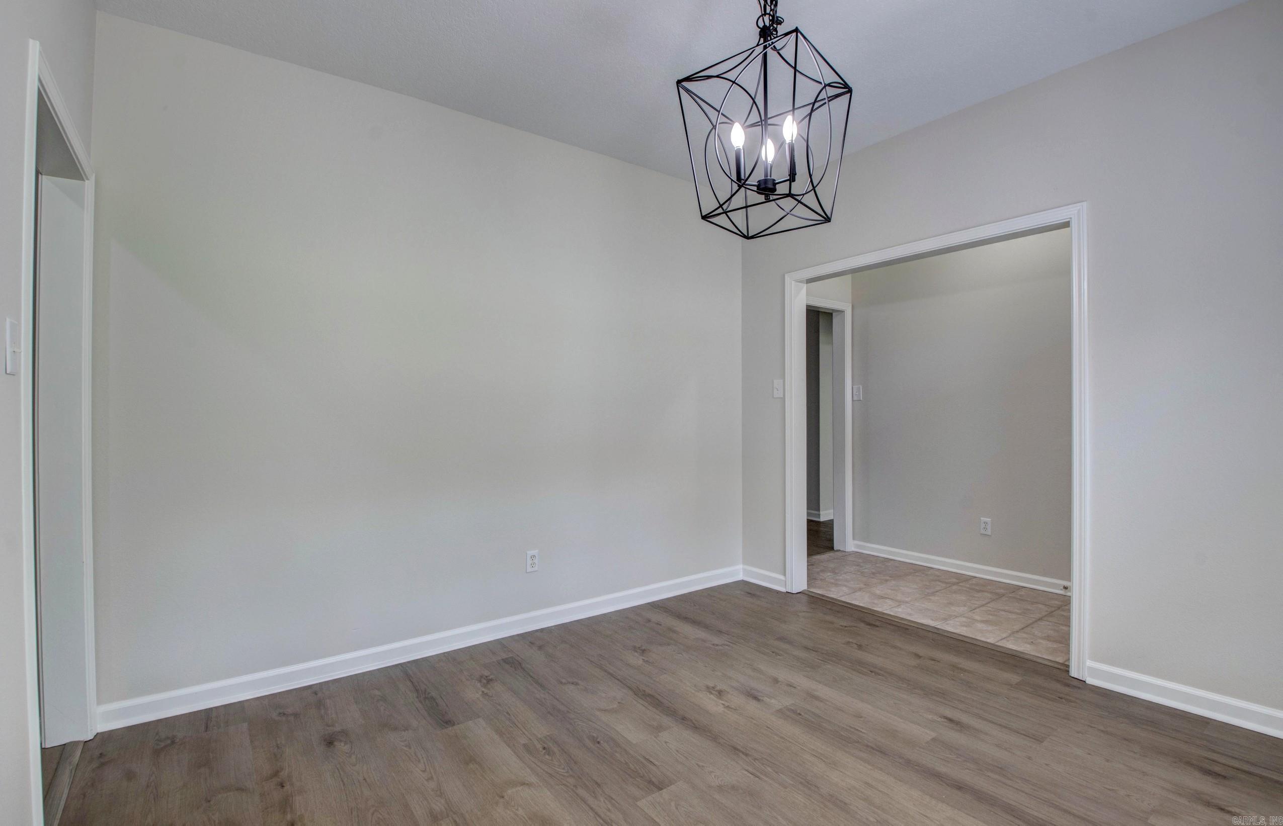 WESTHAMPTON - Residential