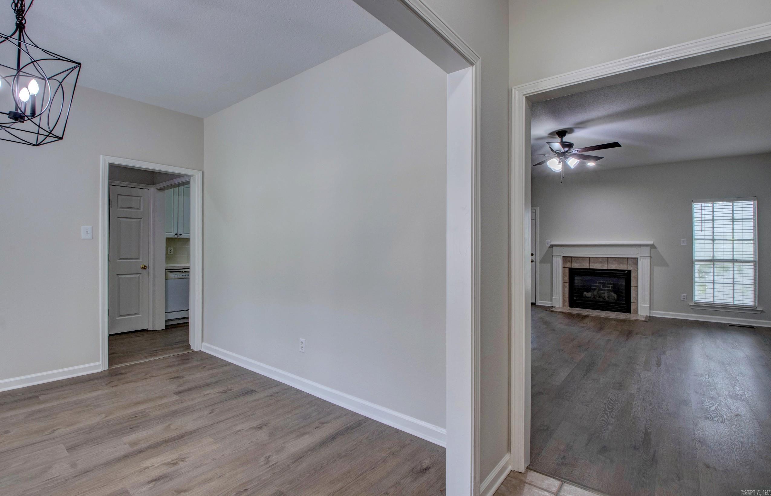 WESTHAMPTON - Residential