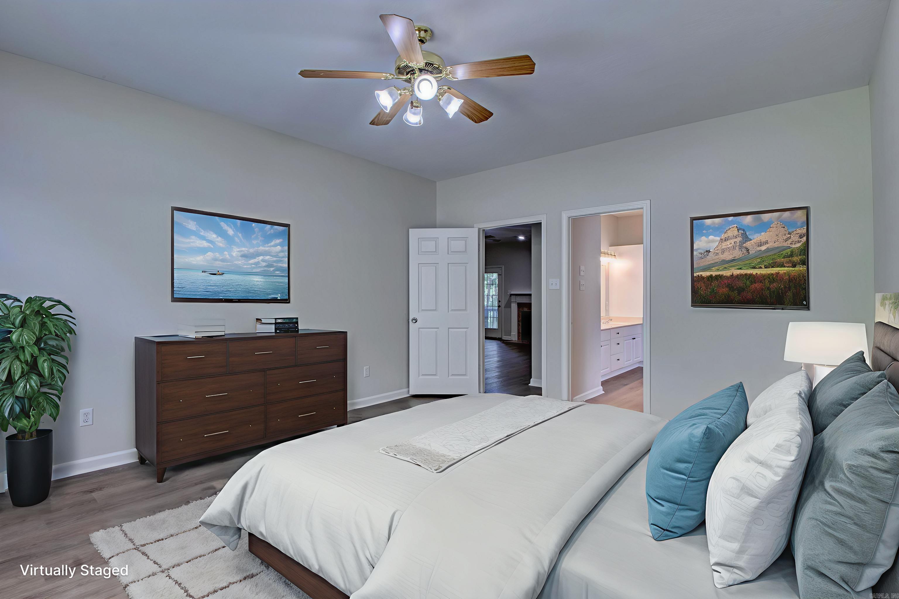 WESTHAMPTON - Residential