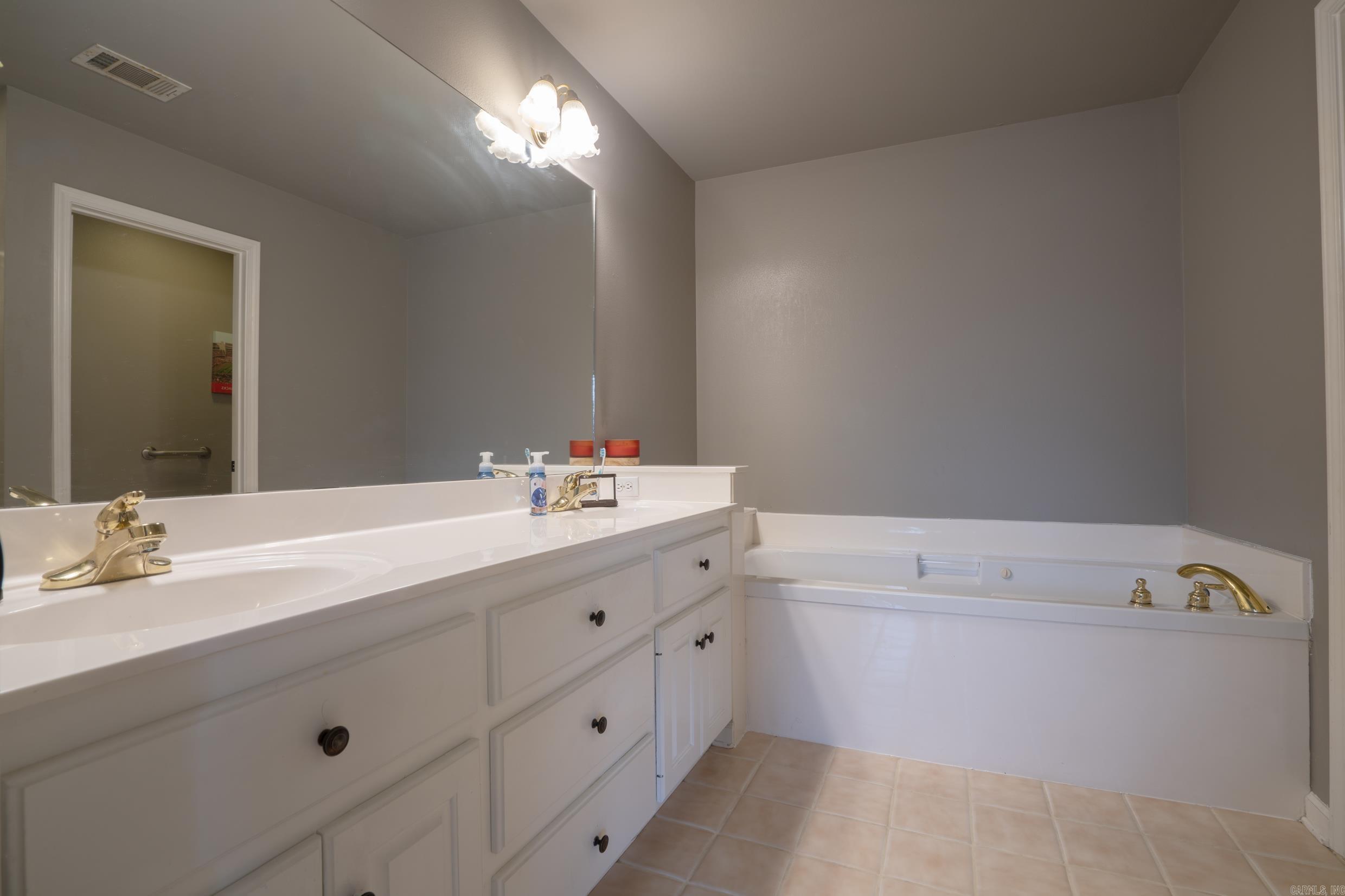 White Eagle Estates - Residential