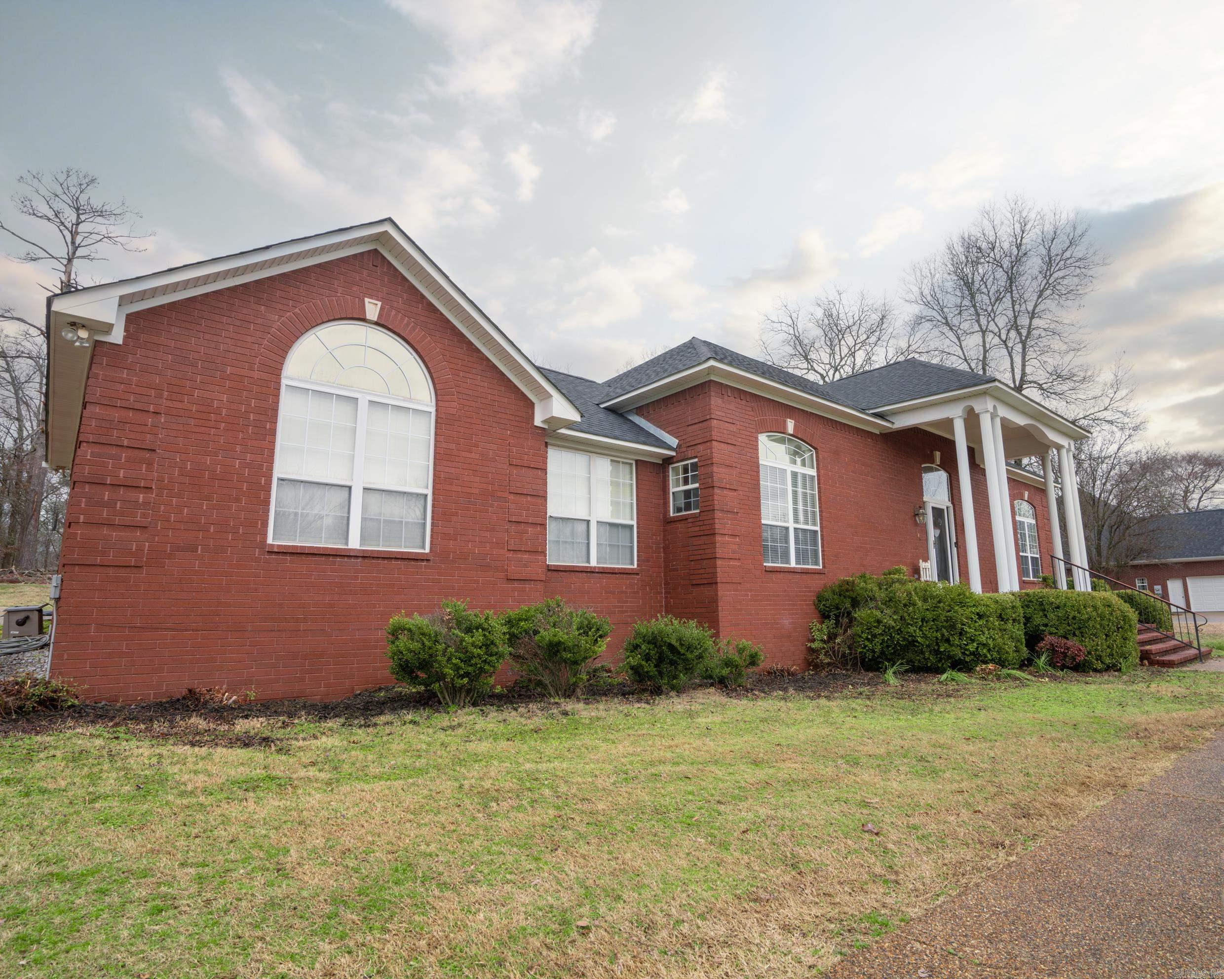 White Eagle Estates - Residential