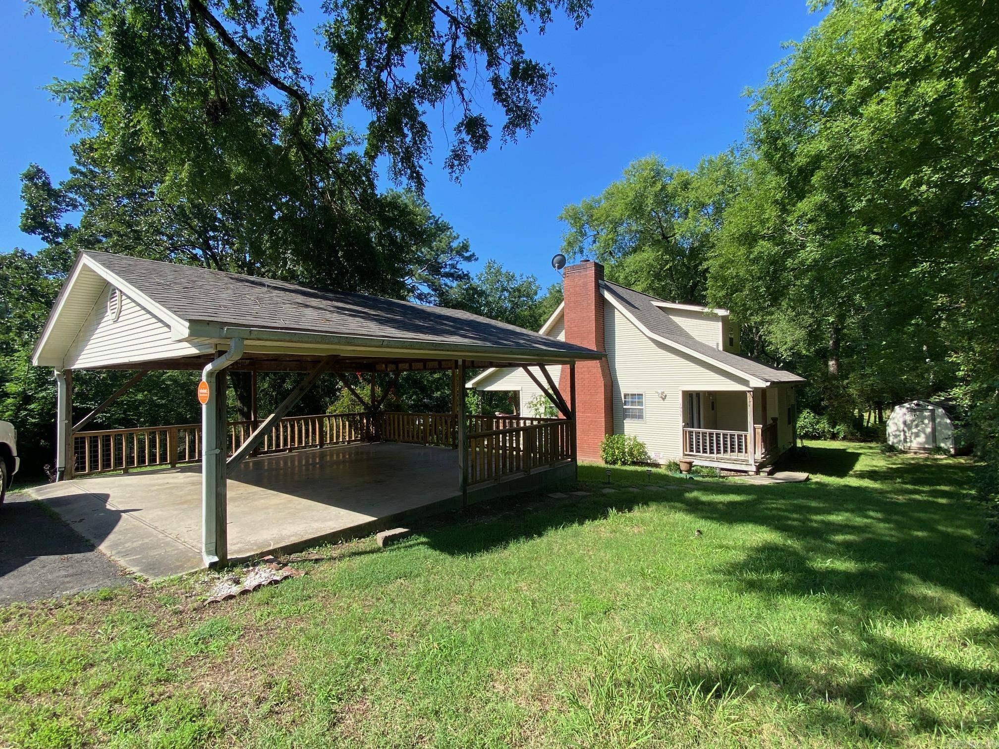 UNPLATTED ACREAGE - Residential