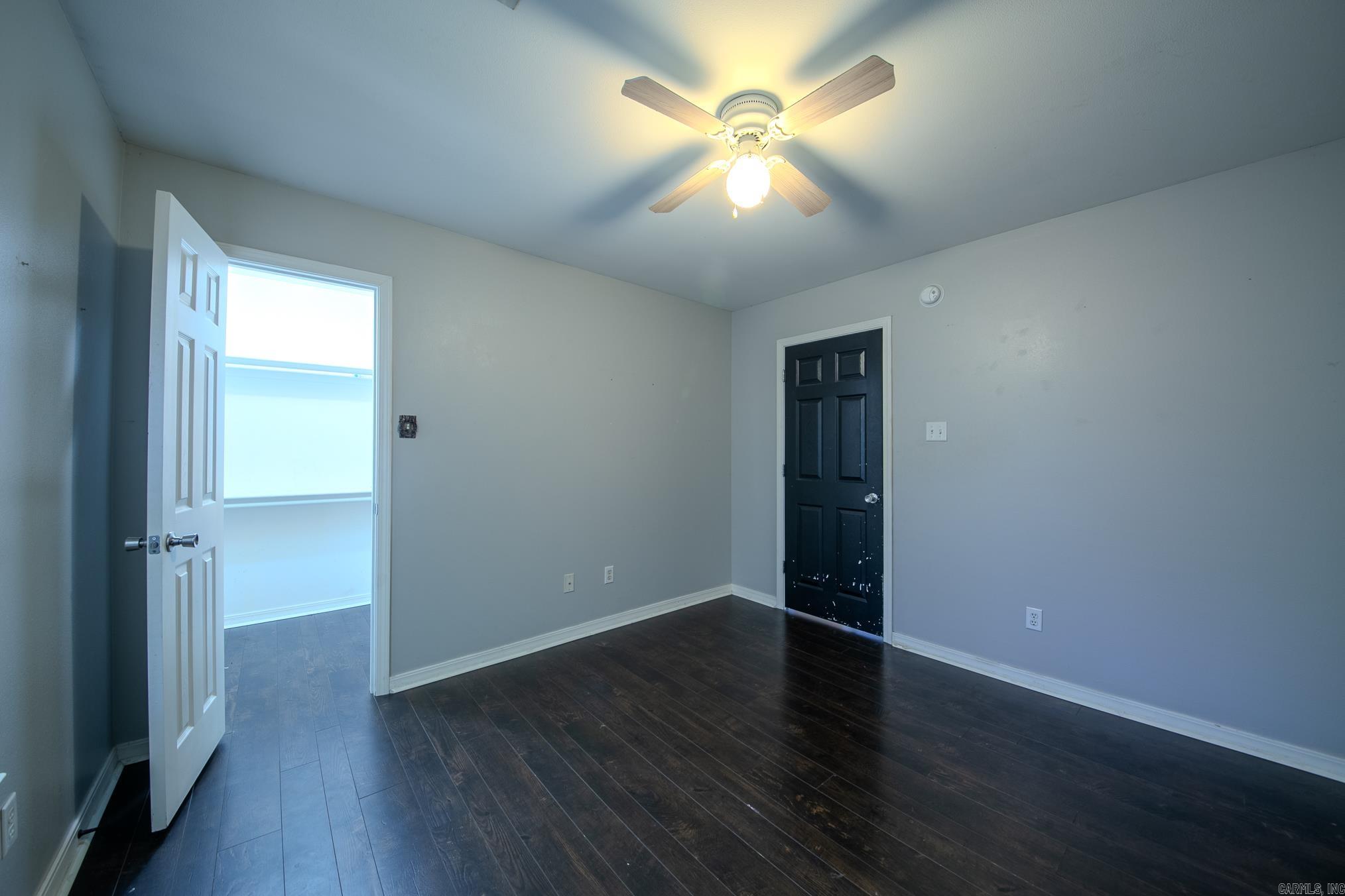 Country Wood - Residential Lease