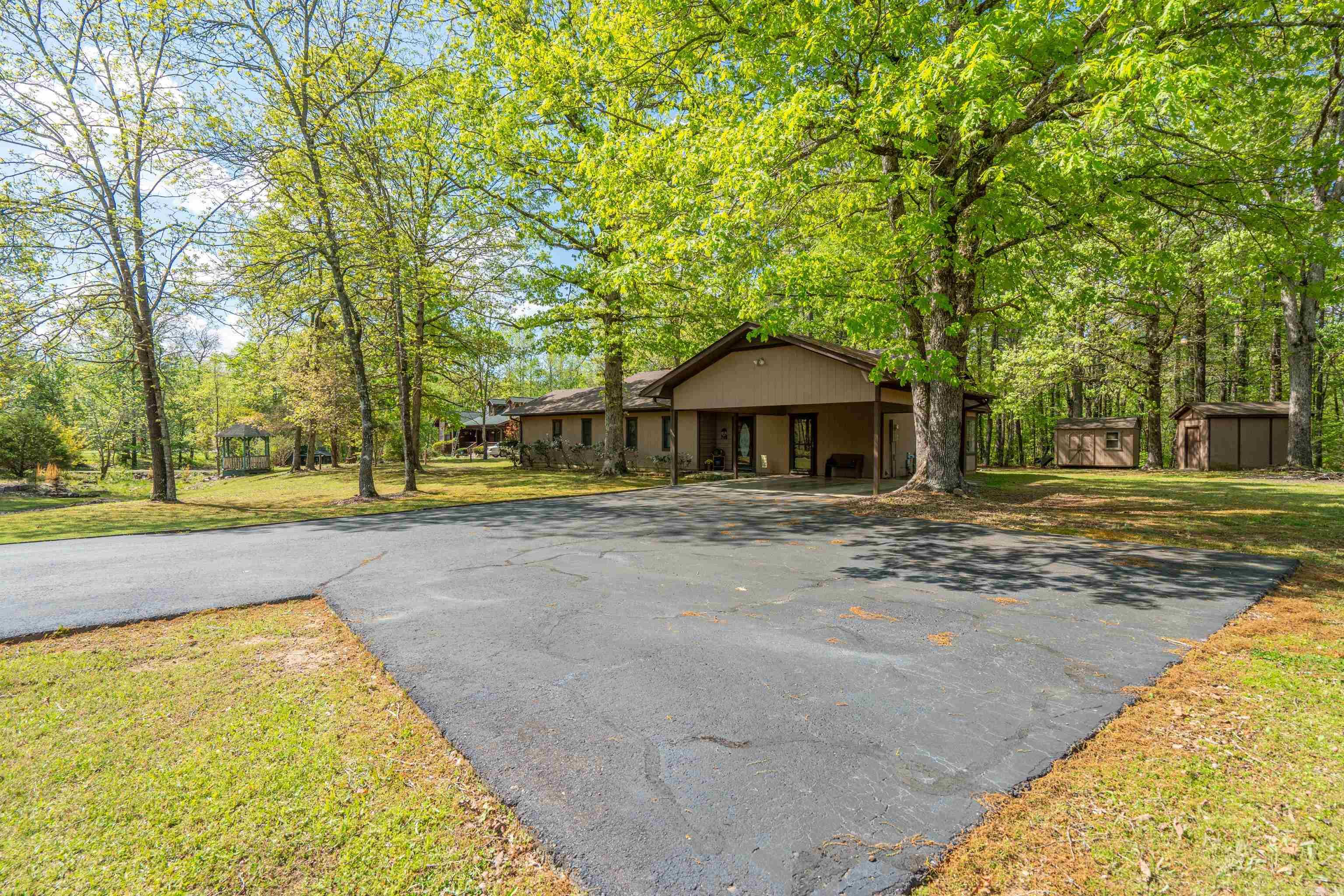 WALNUT VALLEY ESTATES - Residential