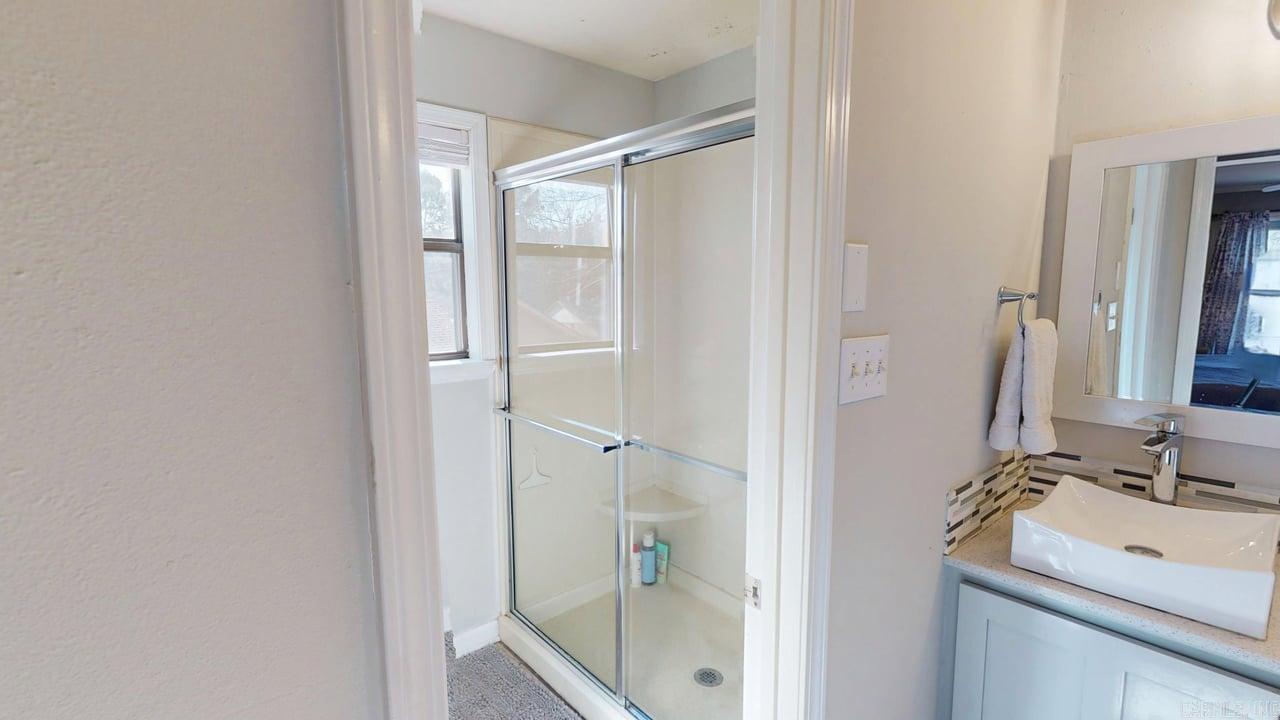 BAINBRIDGE - Residential