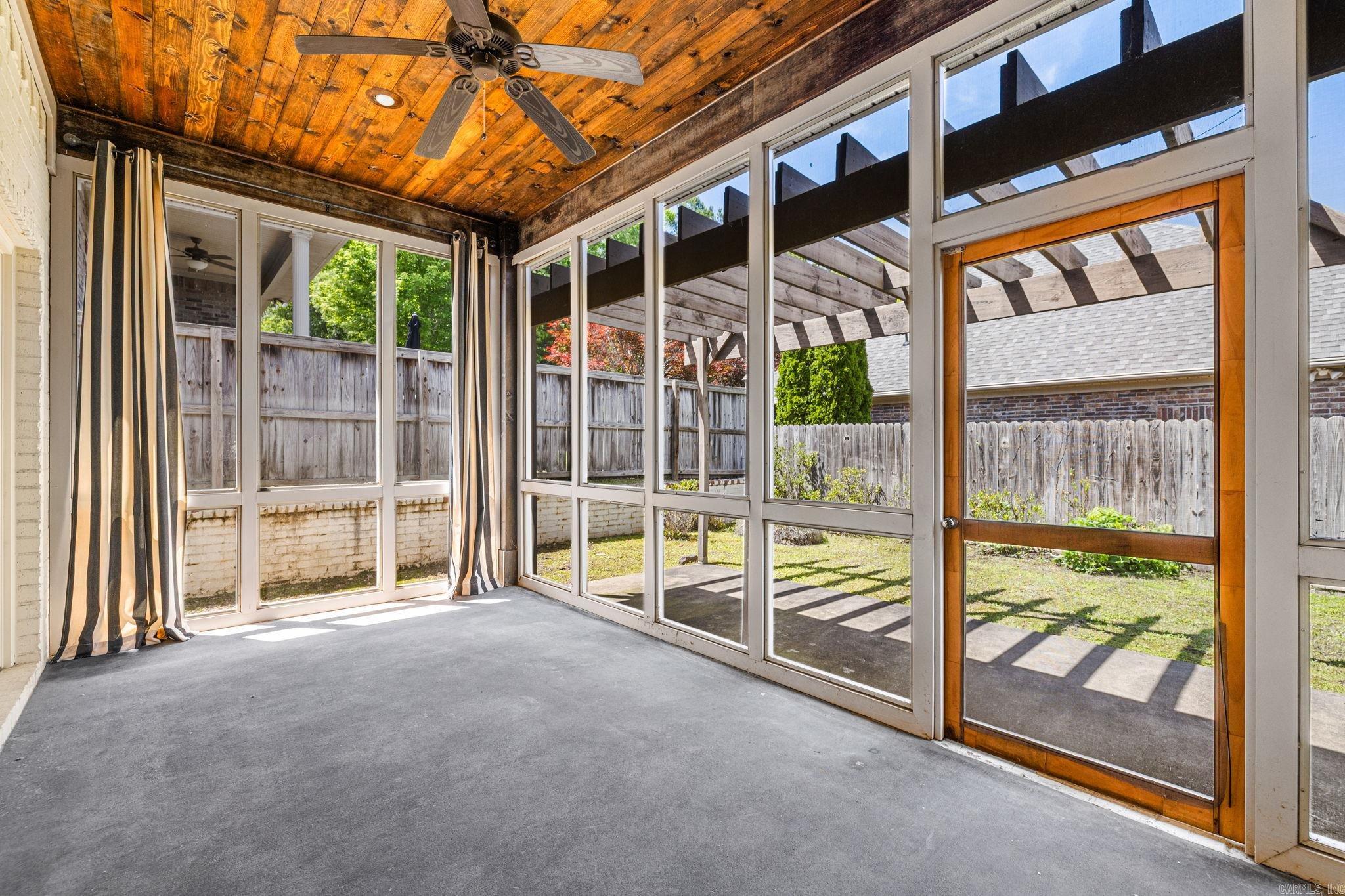 THE GARDEN AT VALLEY FALLS - Residential