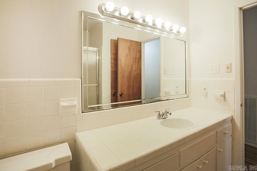 Leawood Heights - Residential