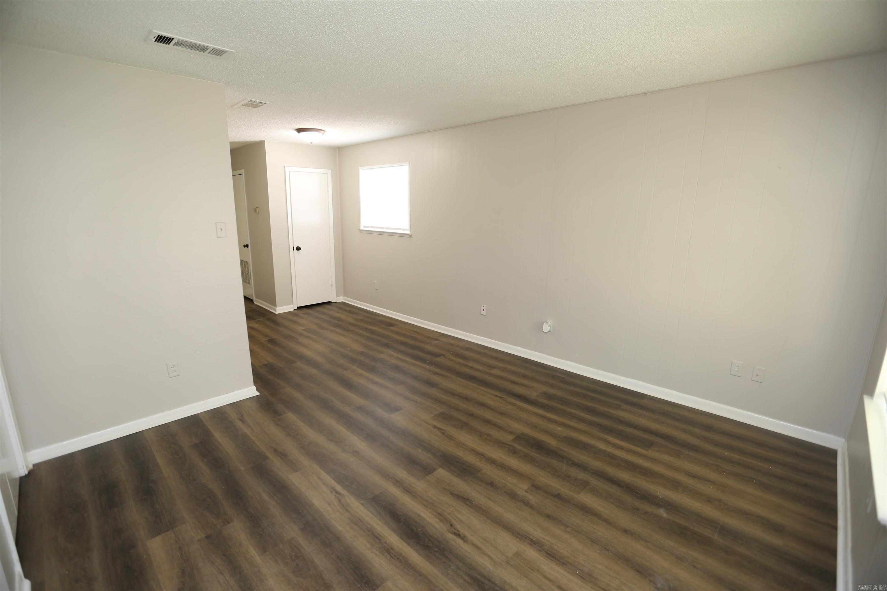 Hill Crest - Residential Lease