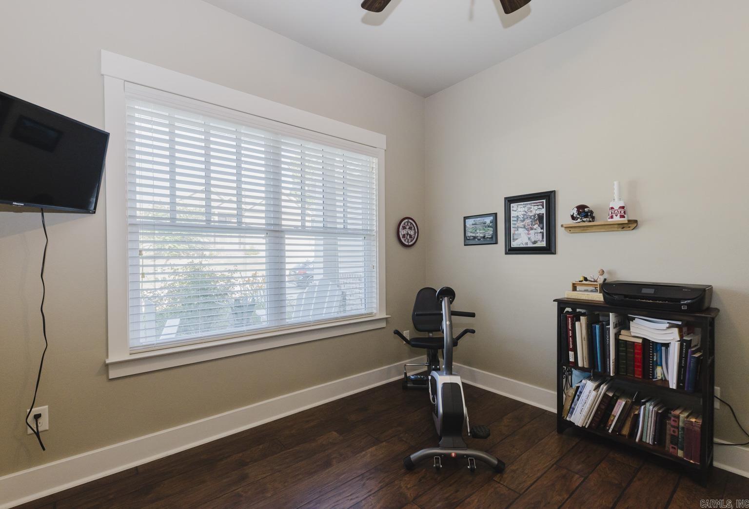 HALEY COURT - Residential